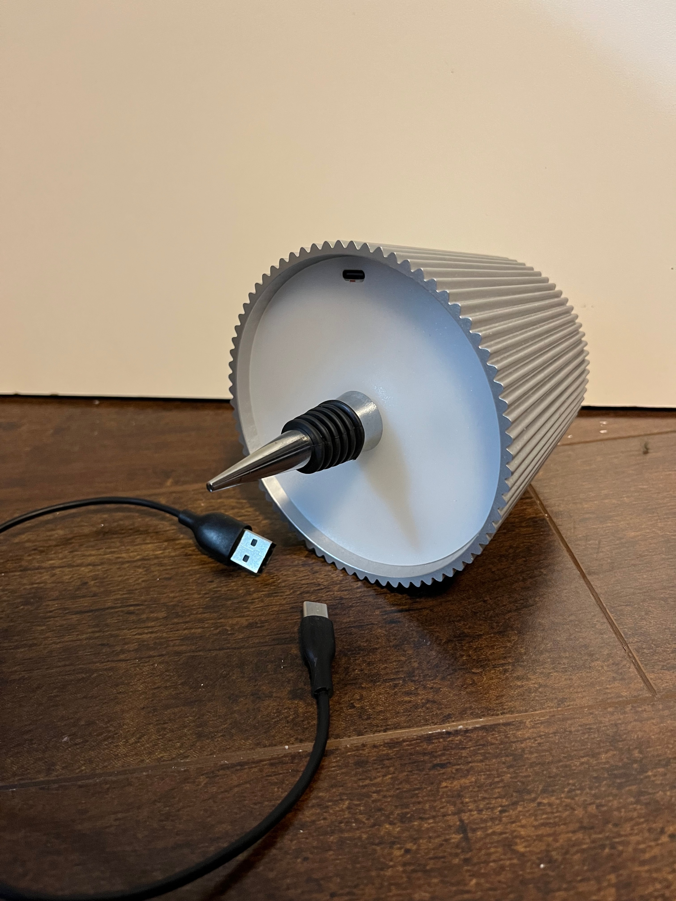 Wireless Bottle Lamp 3 Colour Dimmable LED Table Lamp - photo 3