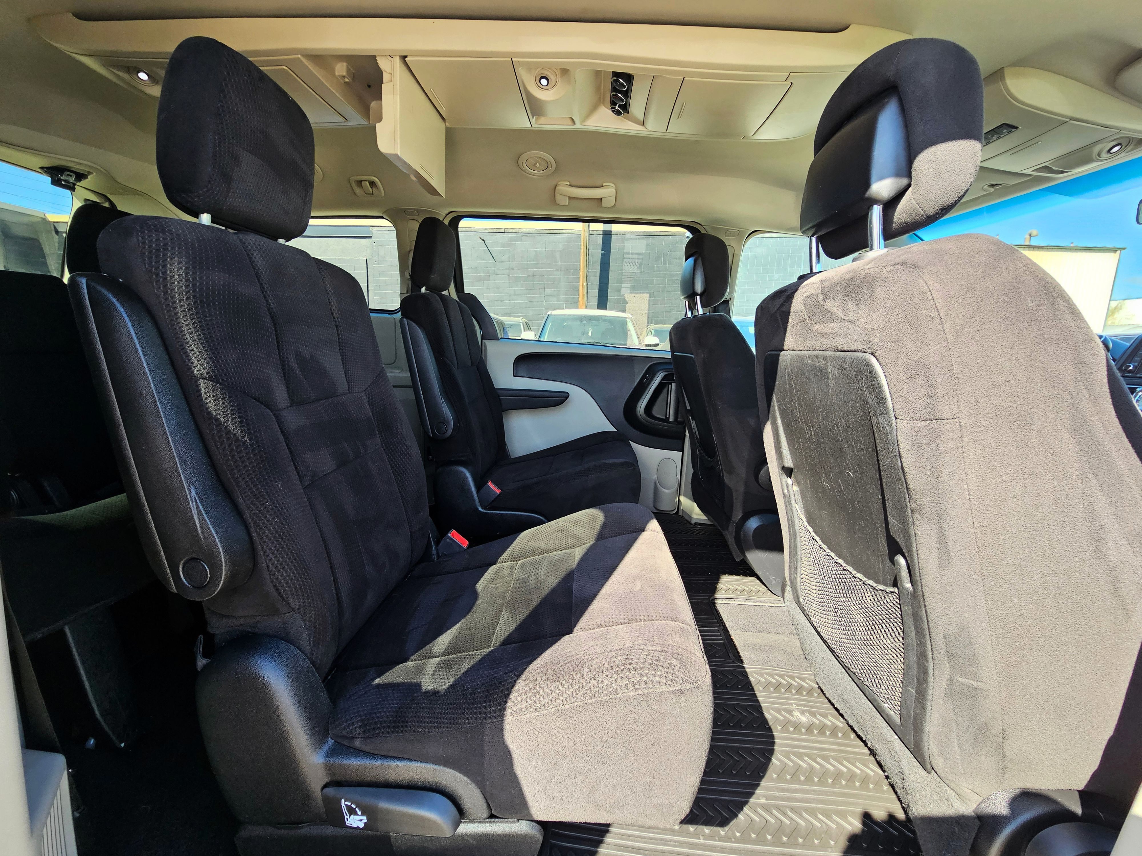 2013 CHRYSLER TOWN & COUNTRY - photo 5