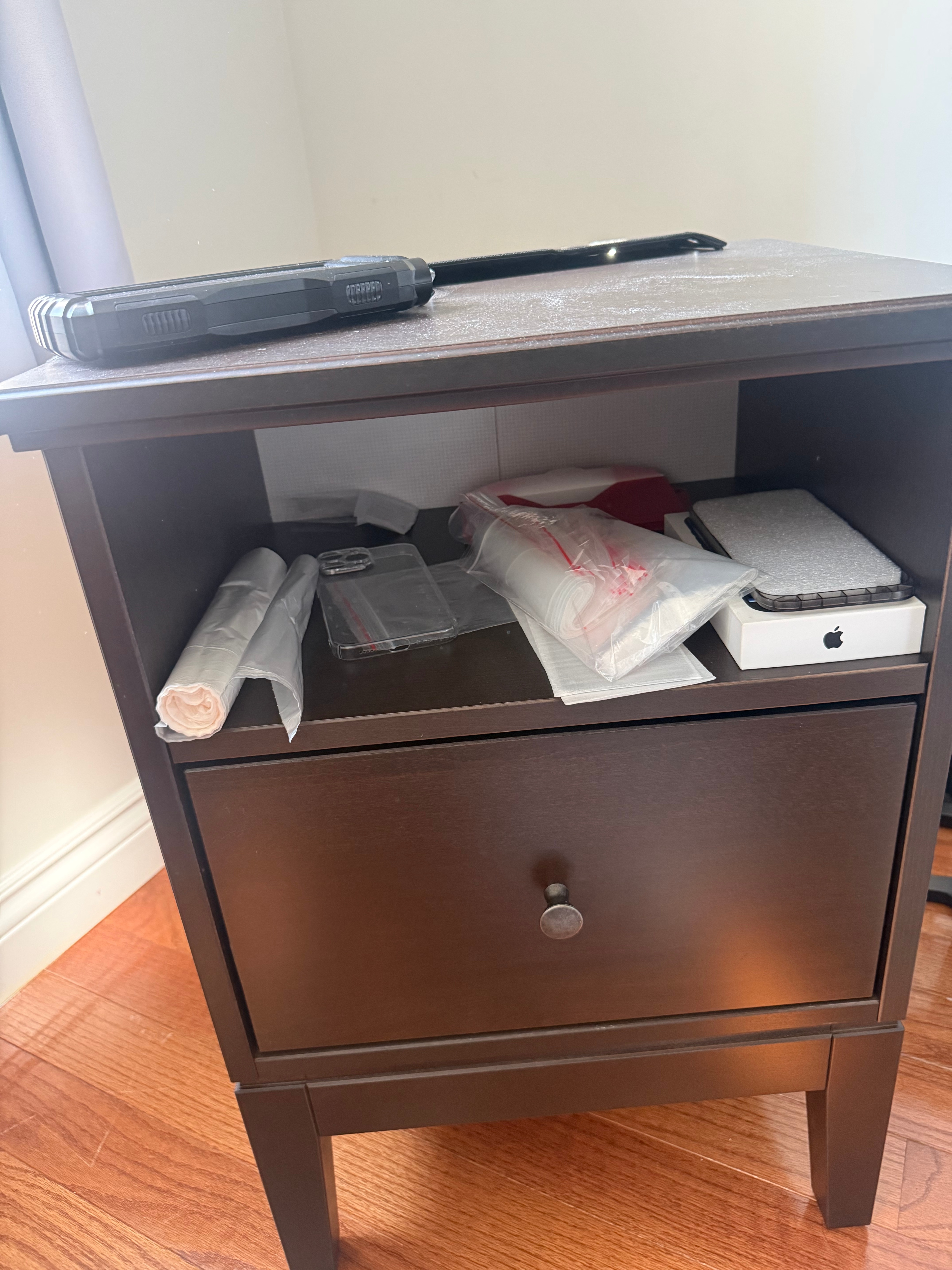 Dark Brown Wooden Nightstand / End Table with Drawer & Shelf - photo 2