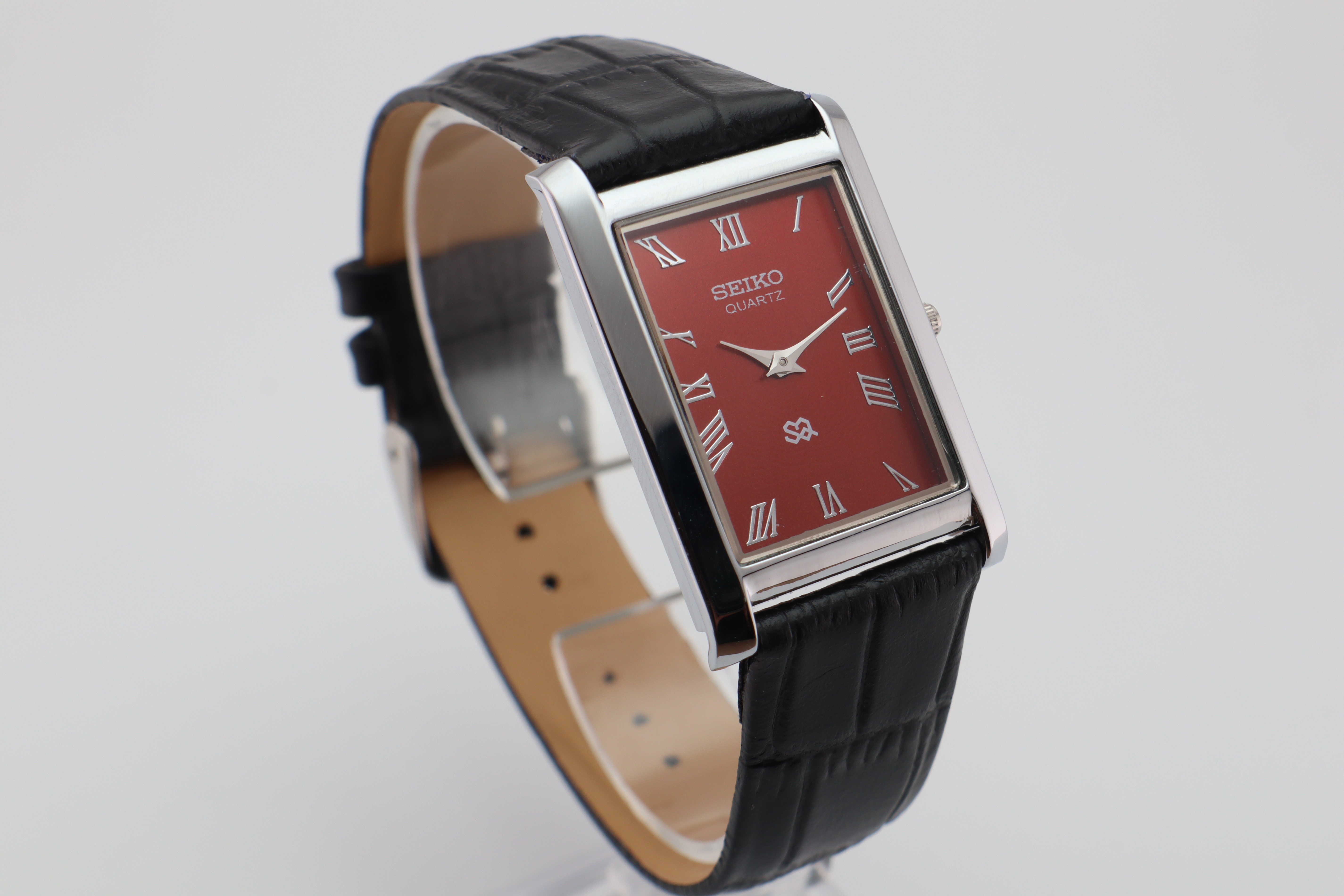 Refurbished Vintage Slim Tank Men’s Watch