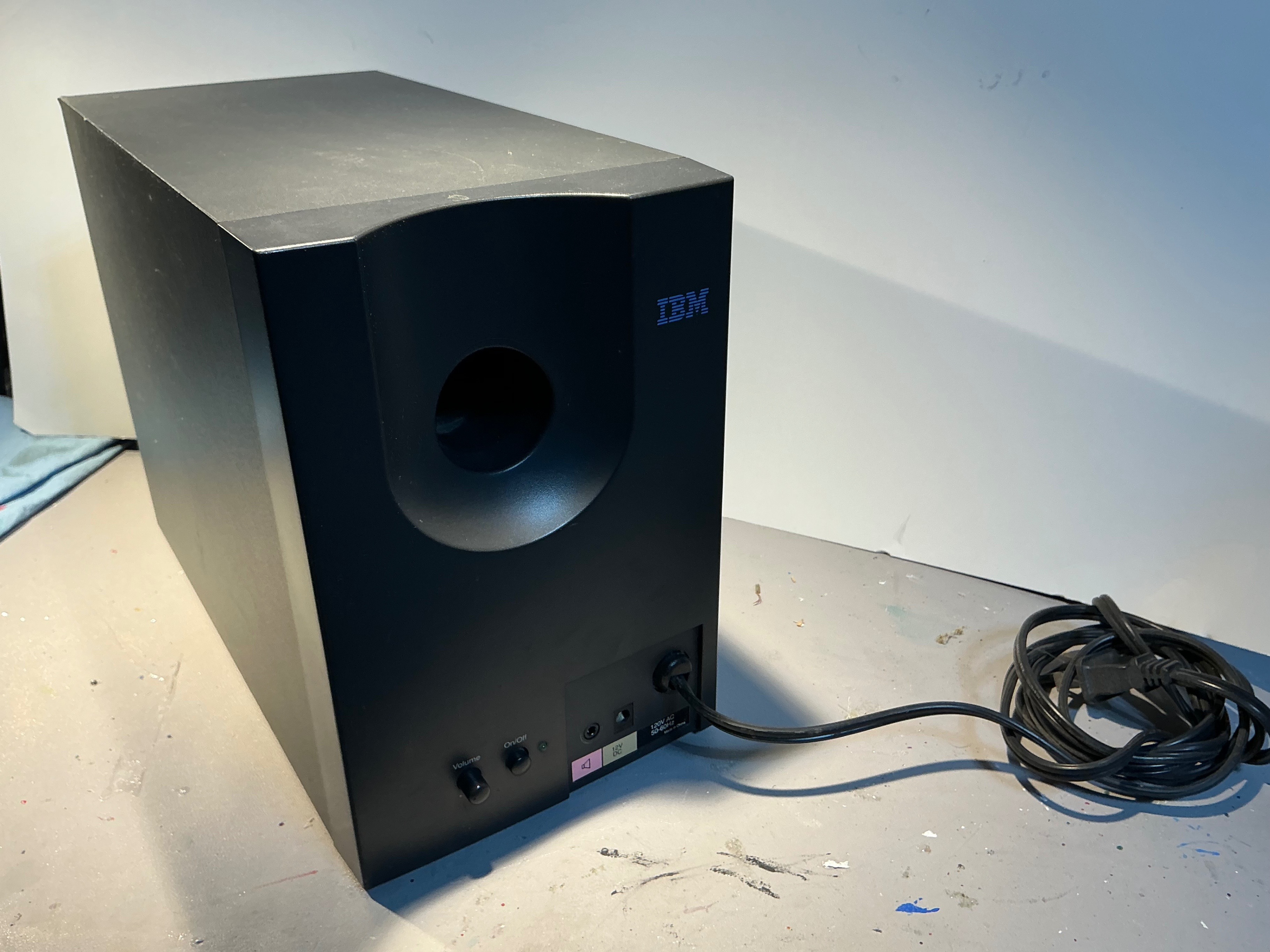 Computer speakers sub-woofer