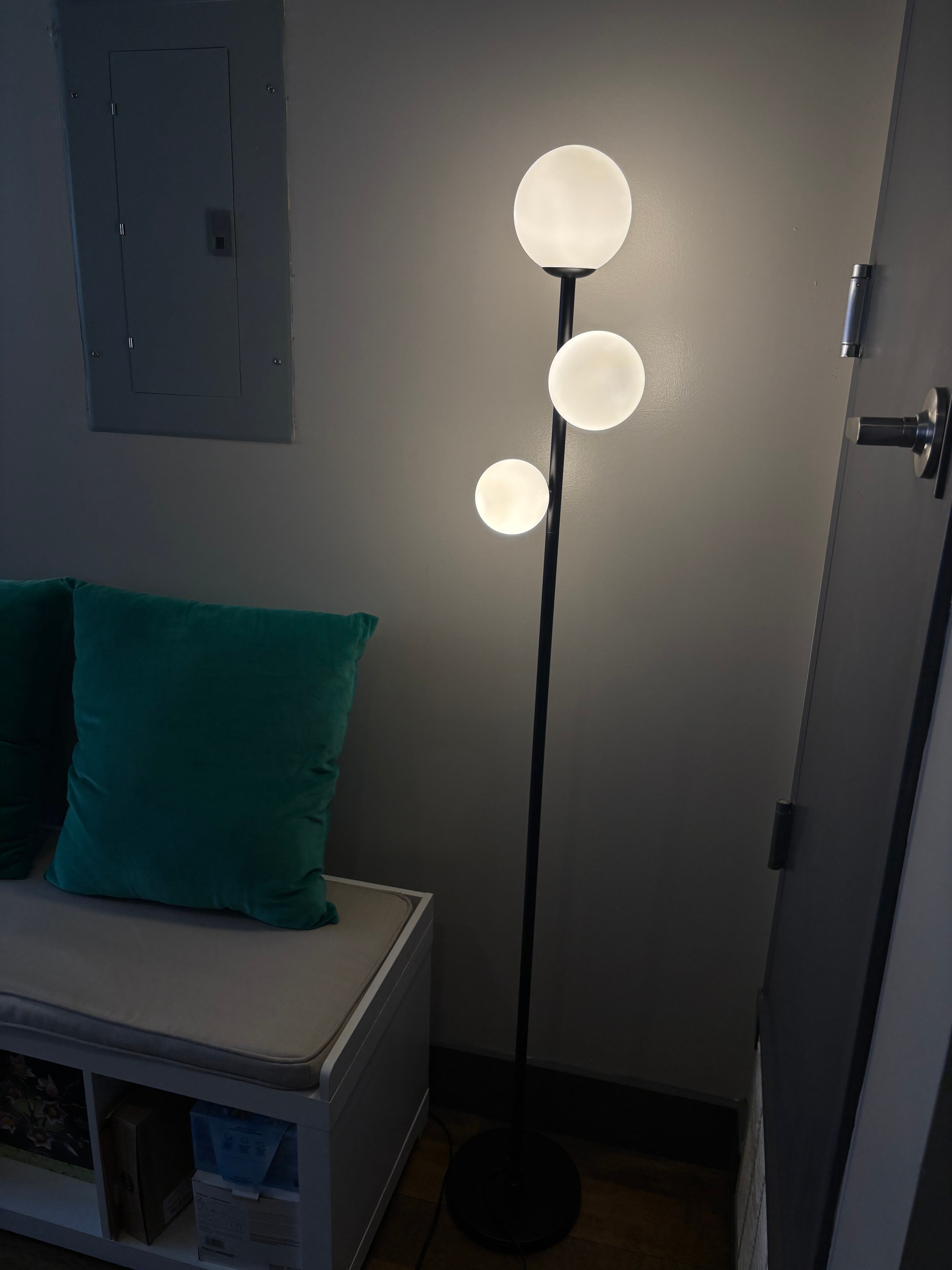 3 Globe Modern Floor Lamp - photo 5