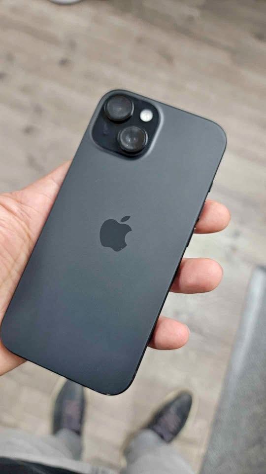 iPhone 15 128GB UNLOCKED ON CLEARANCE SALE!