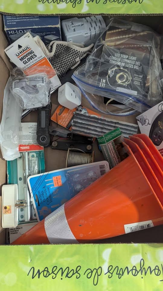 2 boxes of hardware tools housewares - photo 2