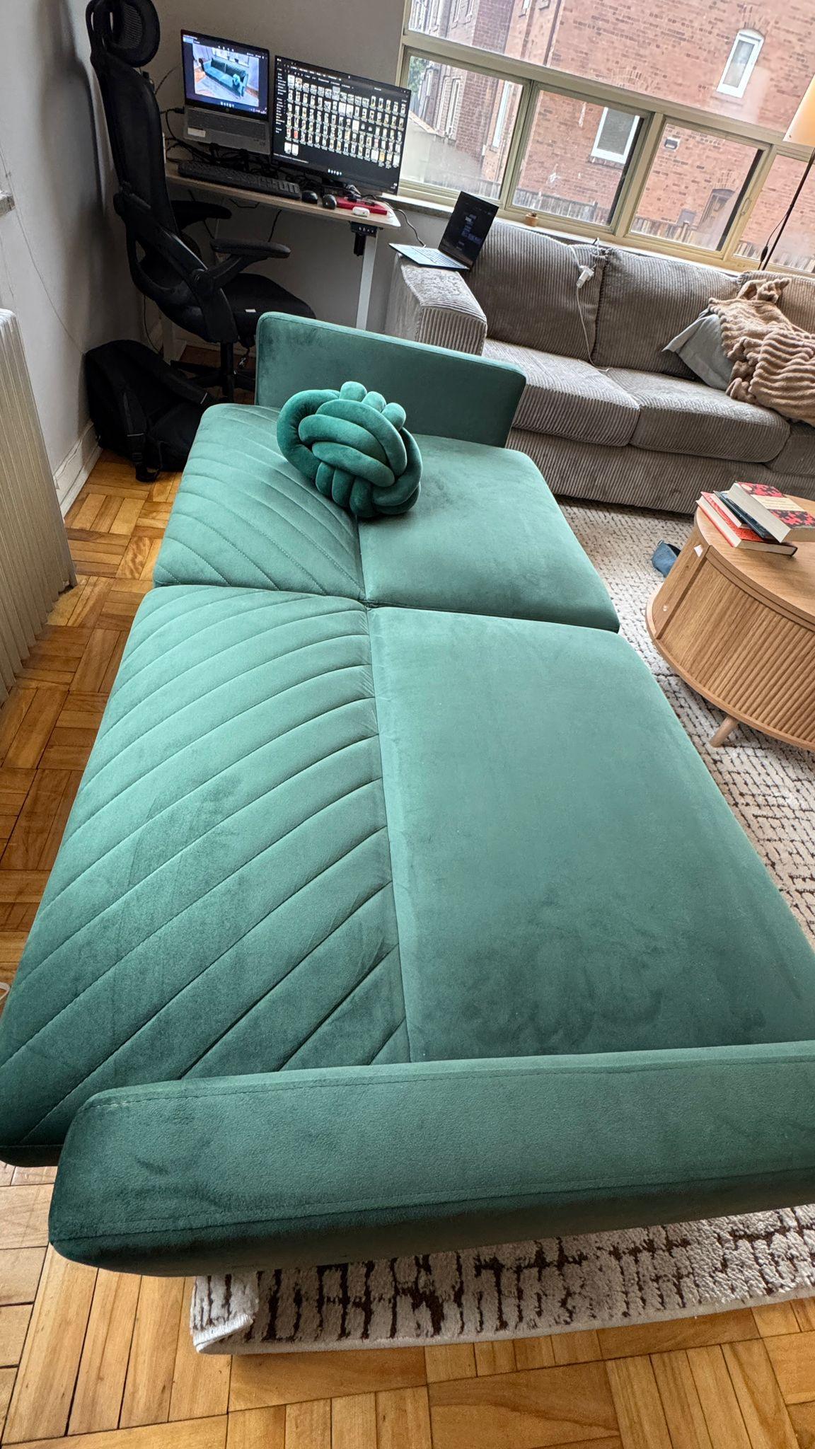 Emerald Green Velvet Sofa – Mid Century Modern Style Sofabed - photo 5