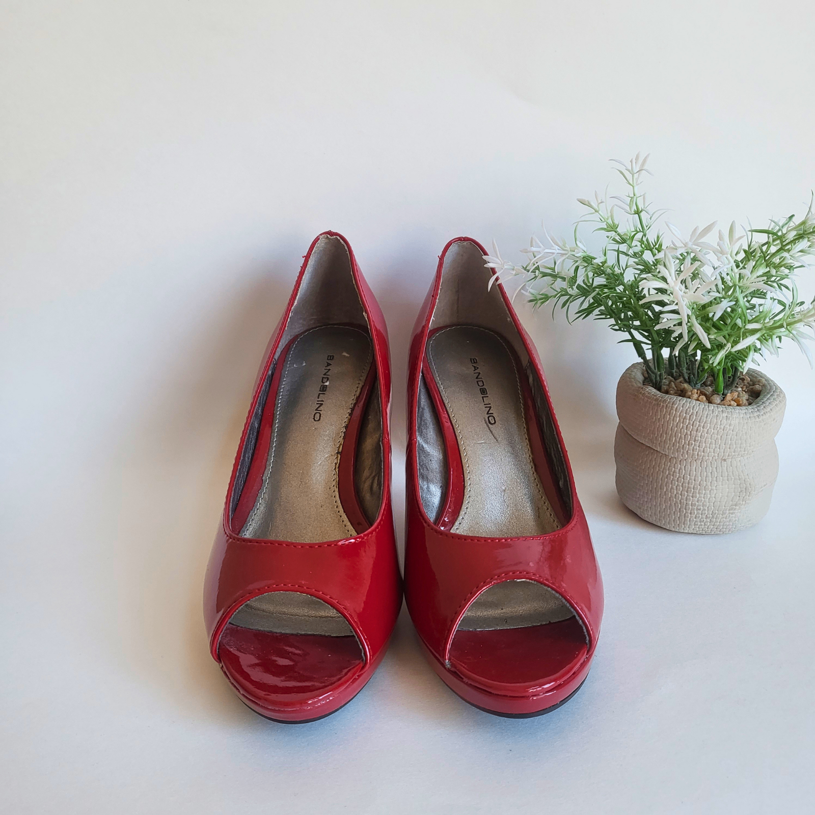 Stunning Bandolino Size 7.5 Red Heels! 👠
