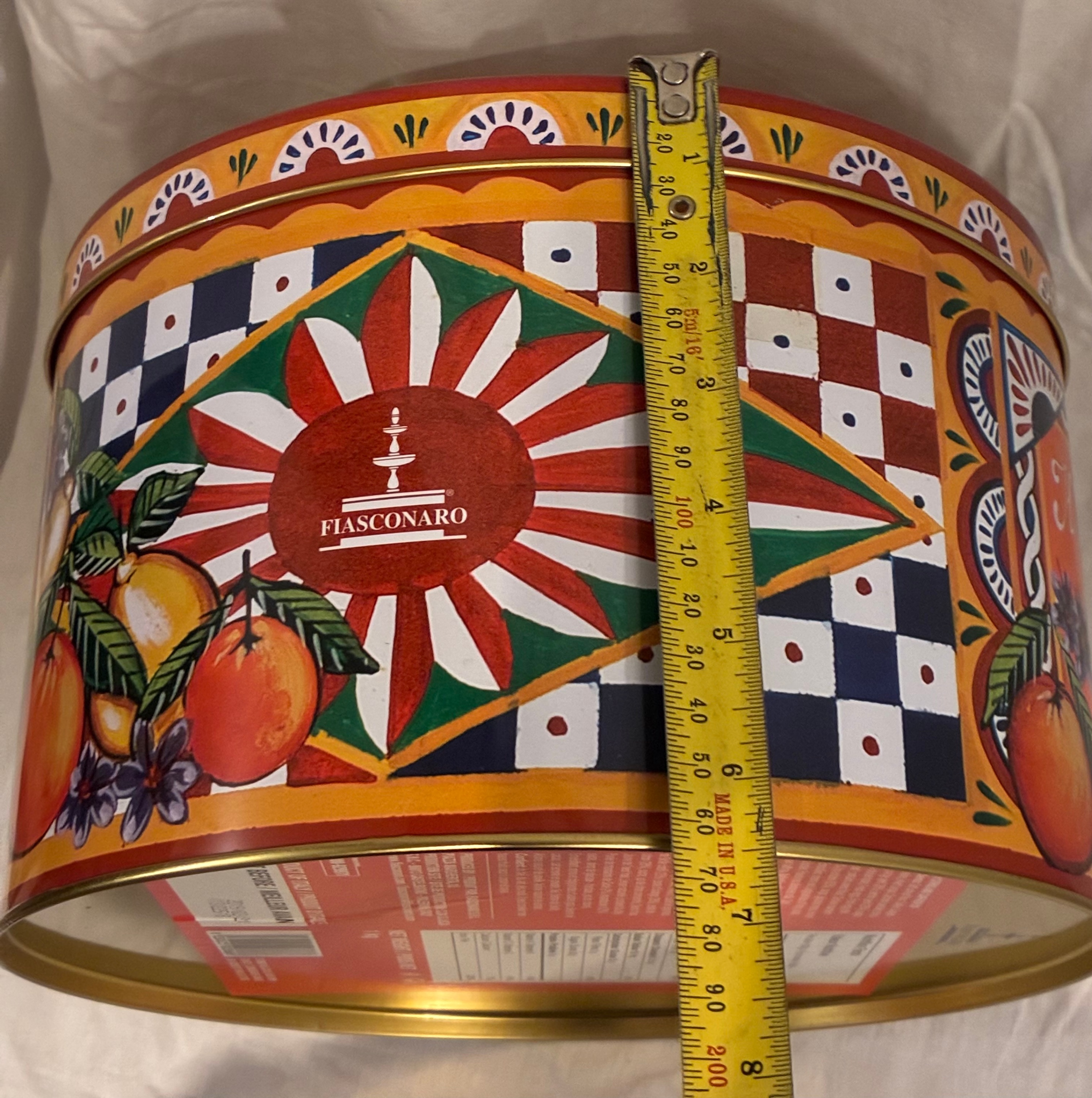 Large Decorative Dolce and Gabbana Empty Panettone Tin - photo 3