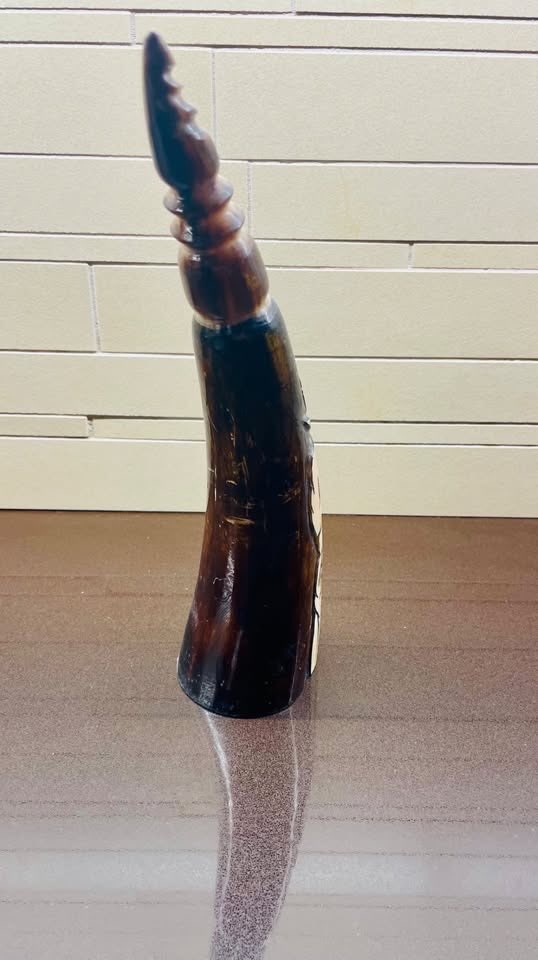 Hand-Carved African Horn Sculpture – Tribal Figure - photo 3