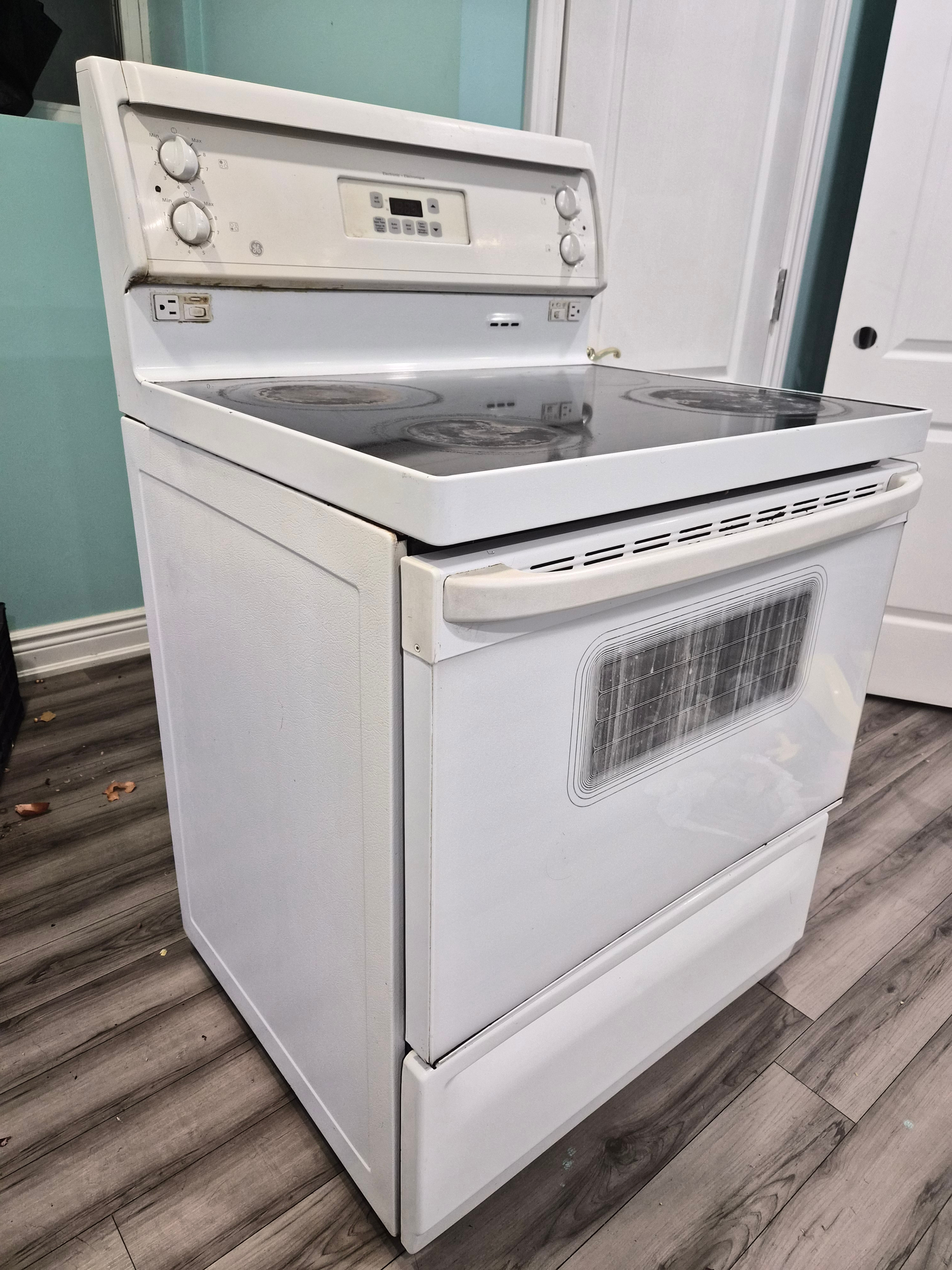 GE Electric Stove – $200 OBO - photo 2