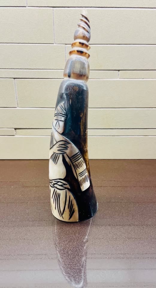 Hand-Carved African Horn Sculpture – Tribal Figure - photo 2