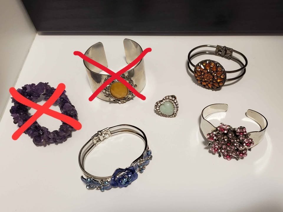 Assorted Bangles