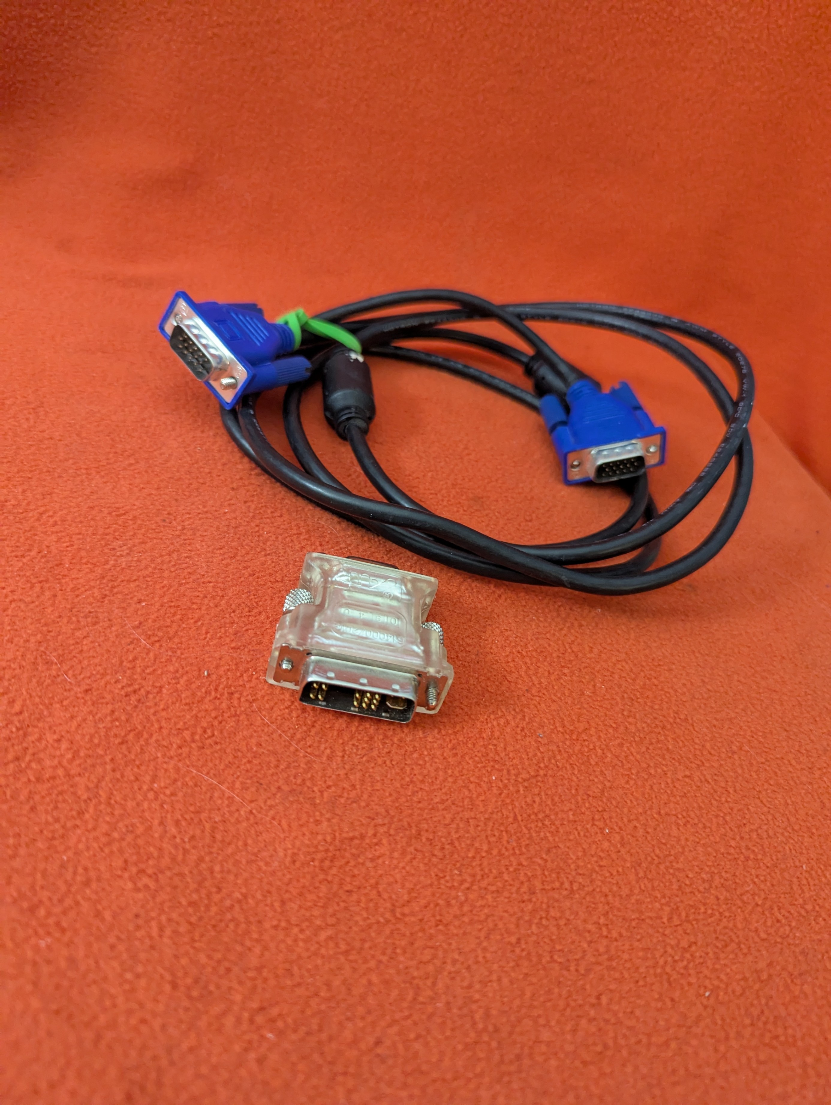 6-foot male to male 15-pin VGA cable with DVI adapter