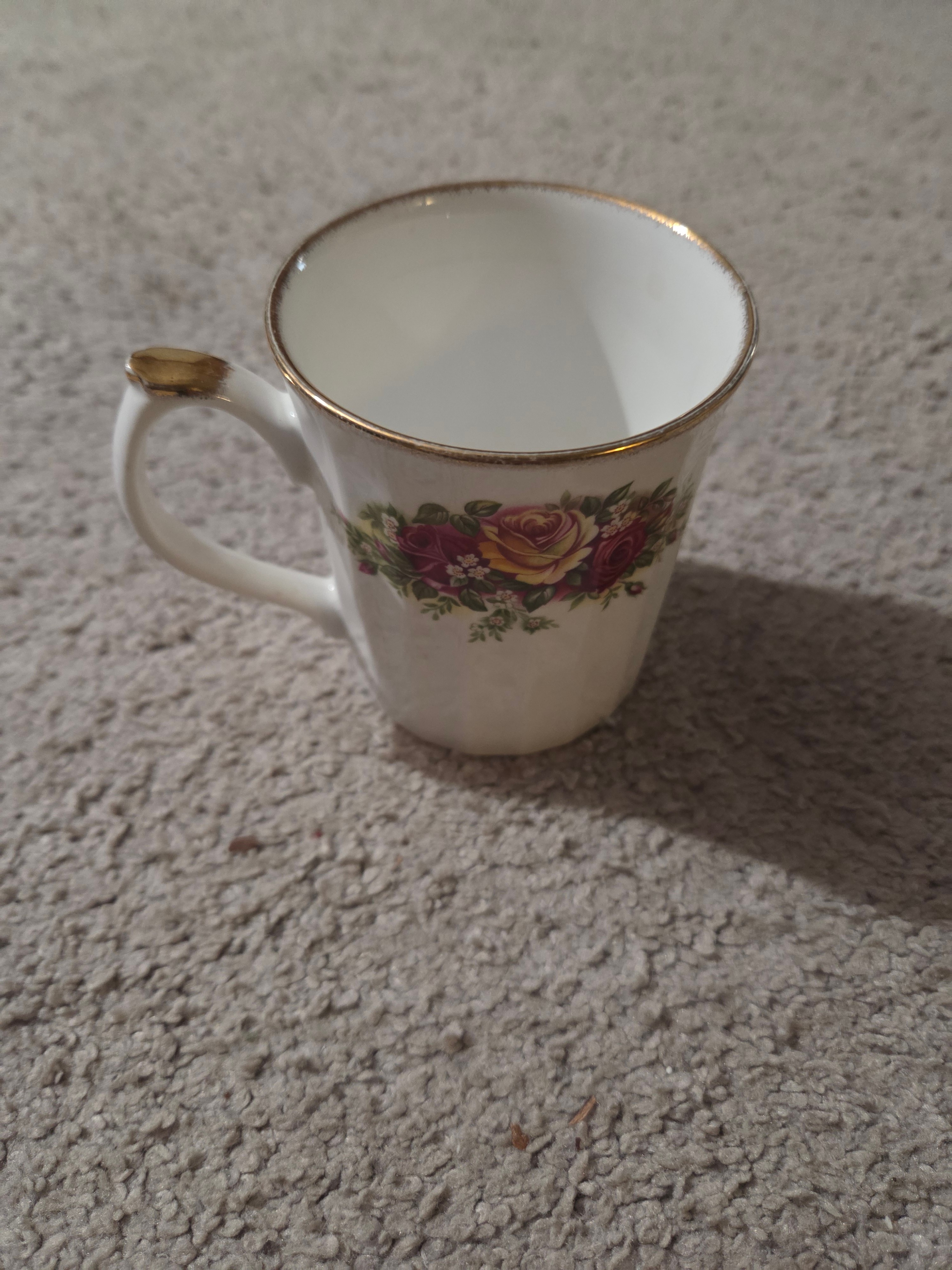 Vintage Elizabethan Fine Bone China Mug, England Rose Floral