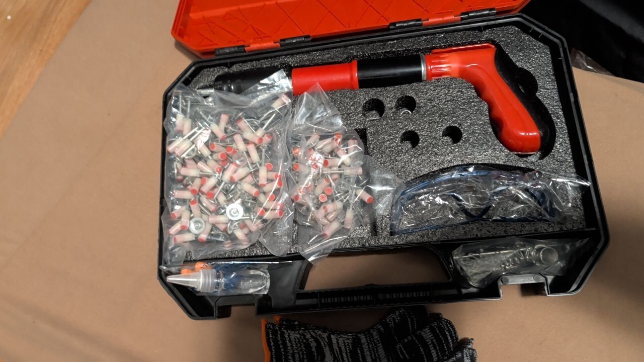 New FV-308 Powder Actuated Nail Gun - photo 2