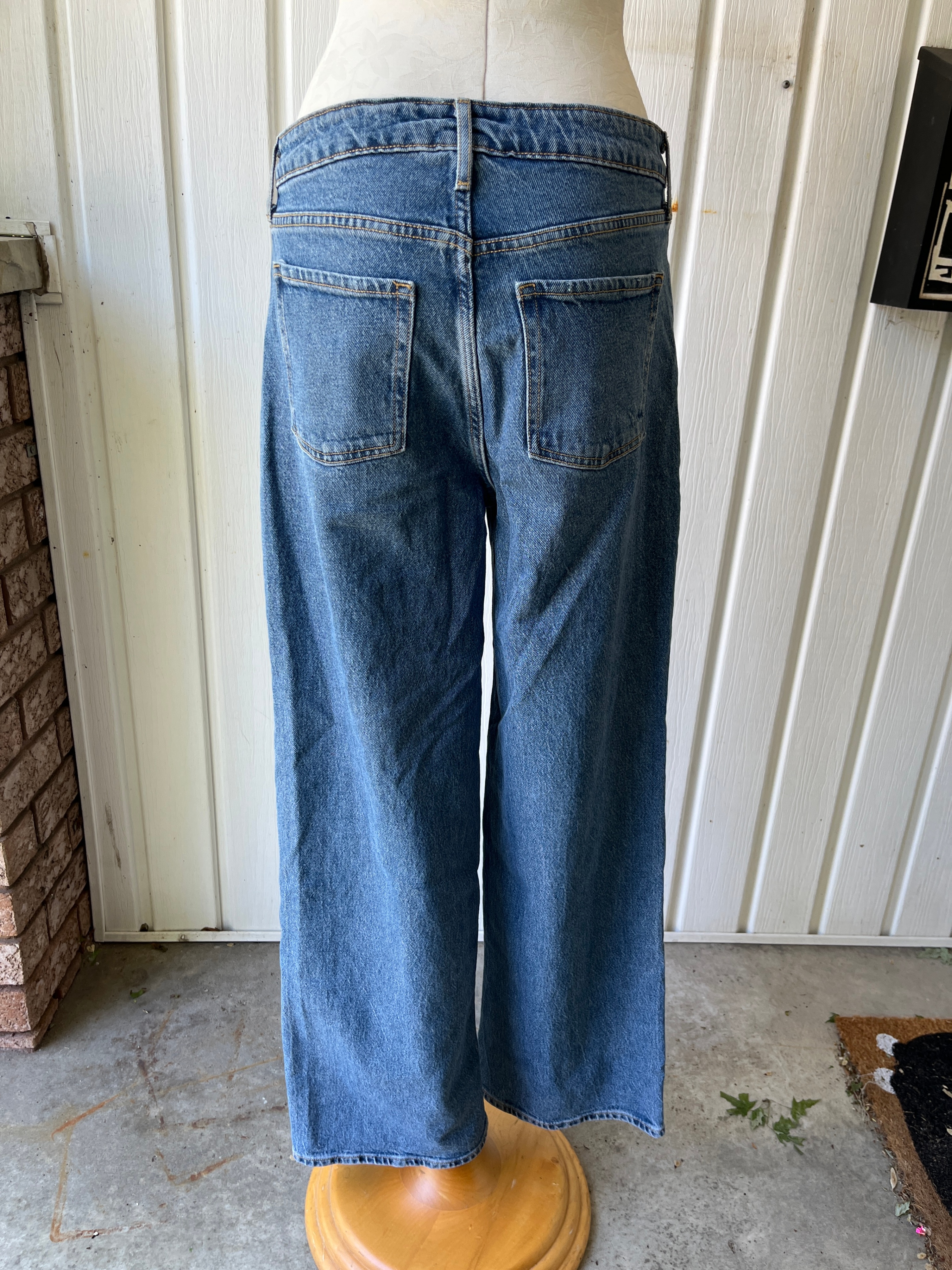 Old Navy Sky High Wide Leg Jeans Size 8 - photo 2