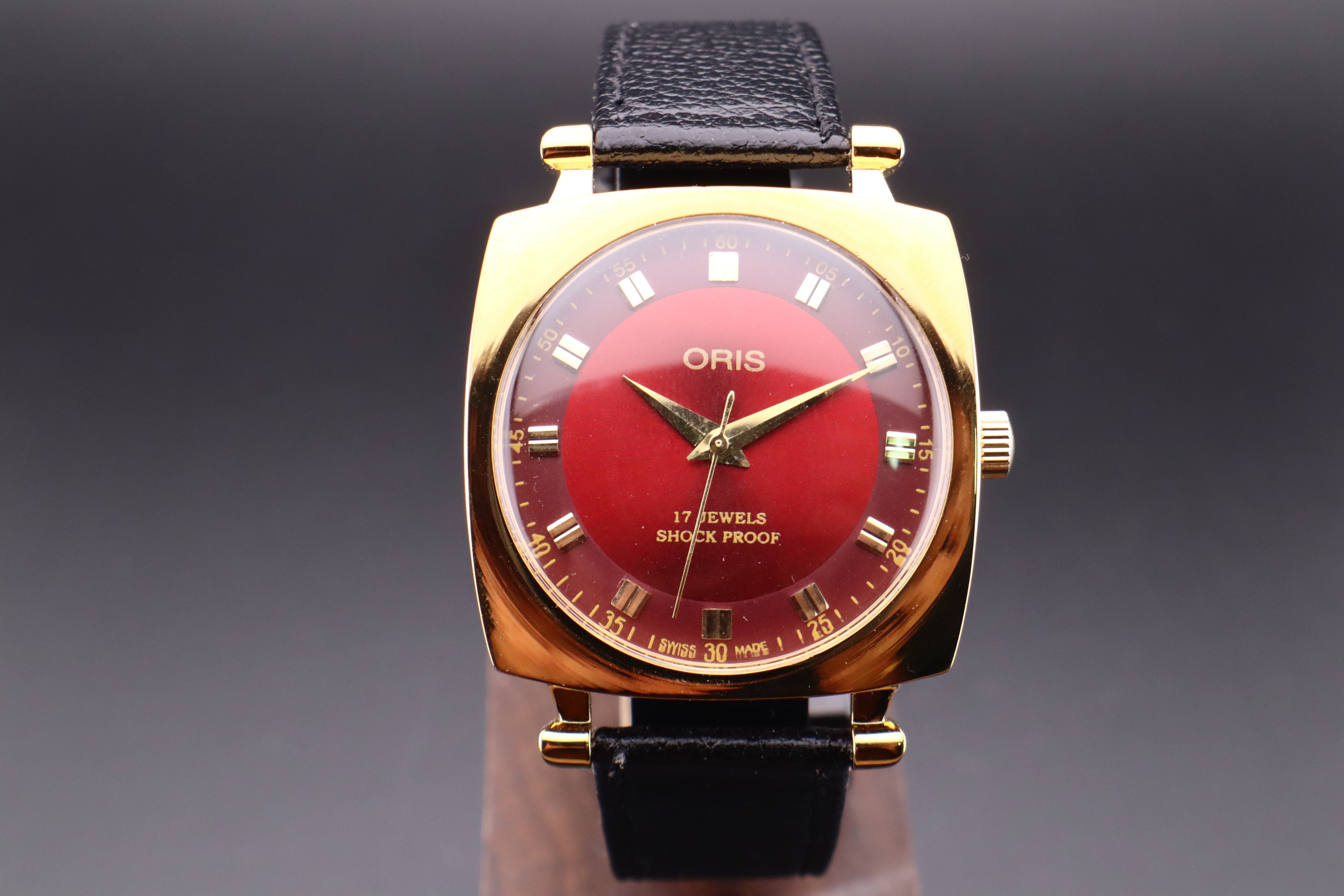 Vintage Oris Swiss ST-96 Hand Wind Mechanical Men's Watch - photo 2