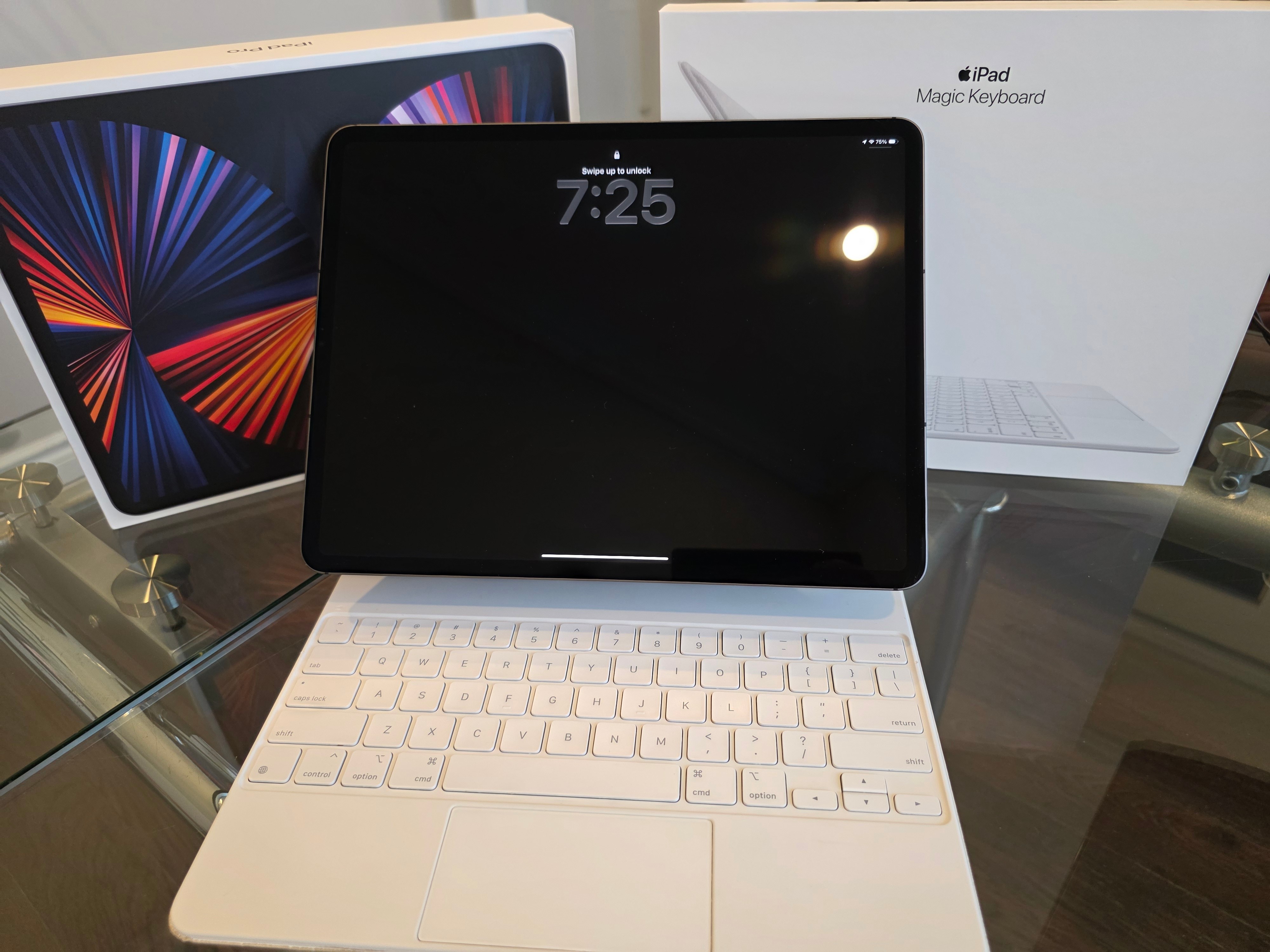 iPad Pro 12.9" (M1, 256GB, Wi-Fi + 5G Cellular) – Excellent Cond - photo 2