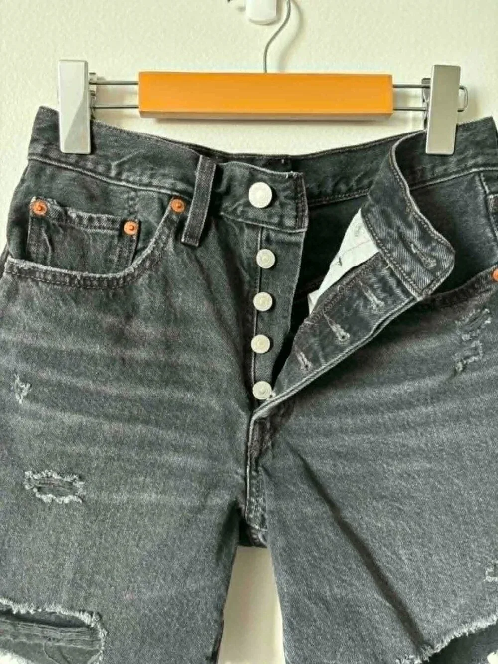 Levi's W 501 MID THIGH SHORT - Size 26 - photo 2