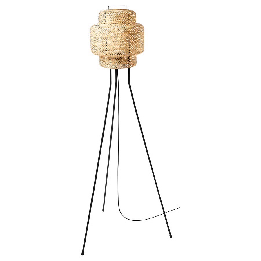 Floor lamp with hand-woven bamboo