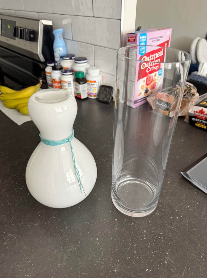 Flower vase