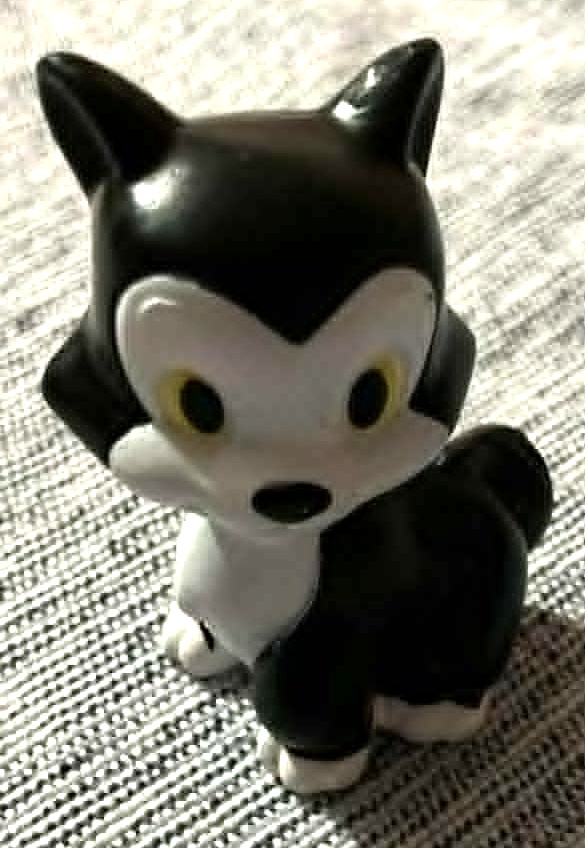Disney Pinocchio Figaro Cat - 2 Inches