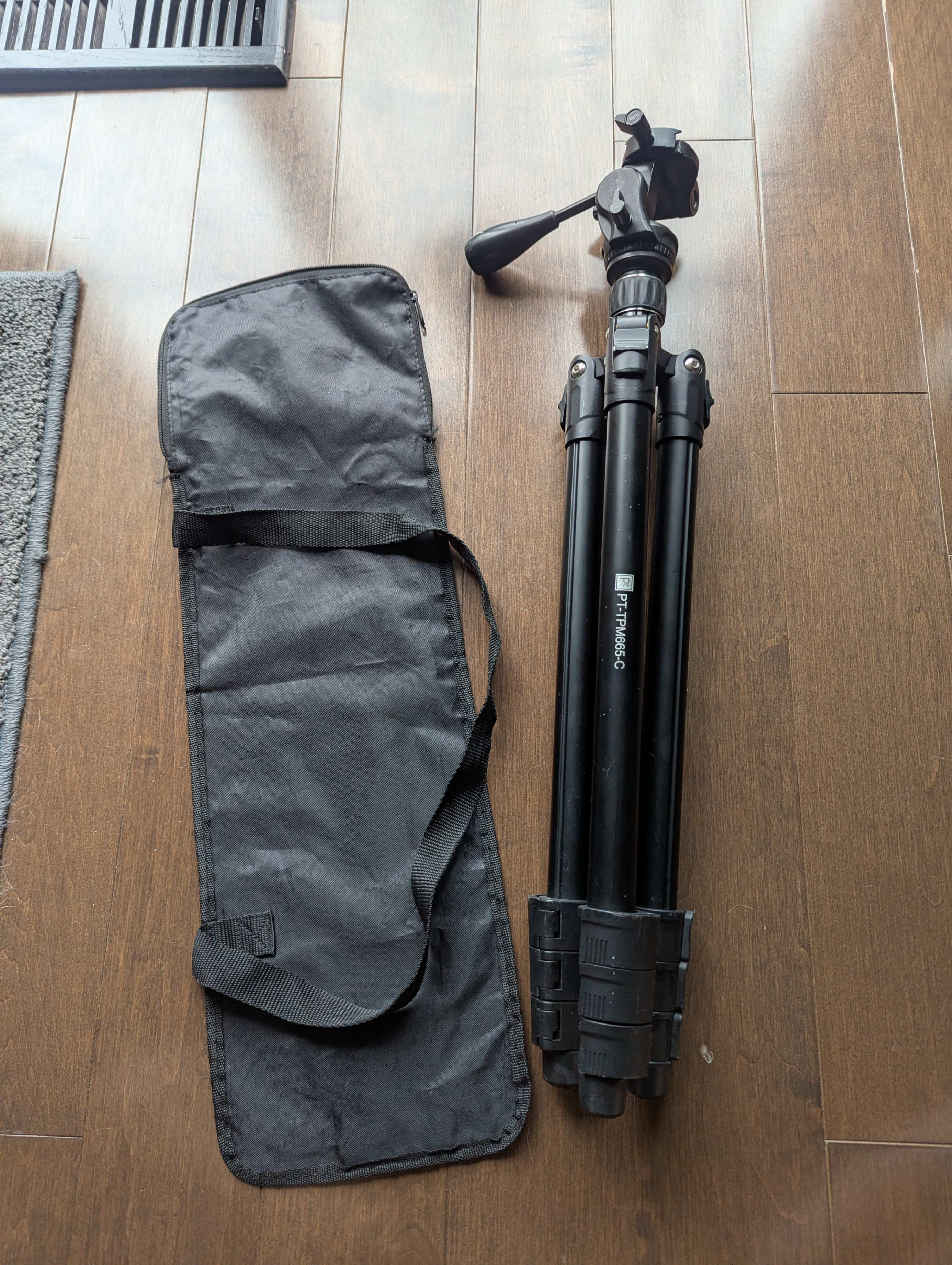 Platinum Tripod (model PT TPM665-C)