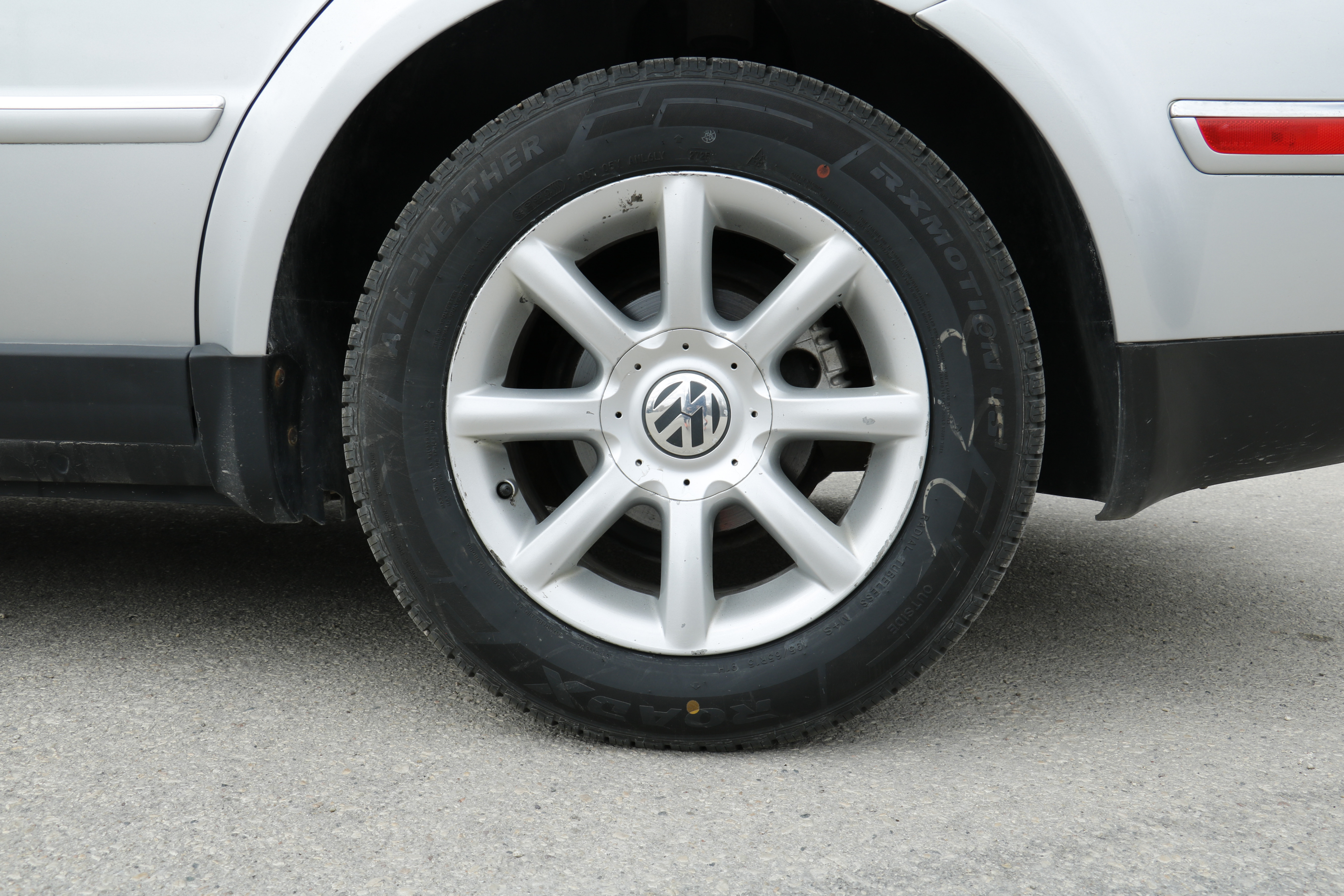 2004 Volkswagen Passat GLS - photo 5