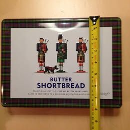 Empty Butter Shortbread Tin with Bagpiper Tartan Motif - photo 5