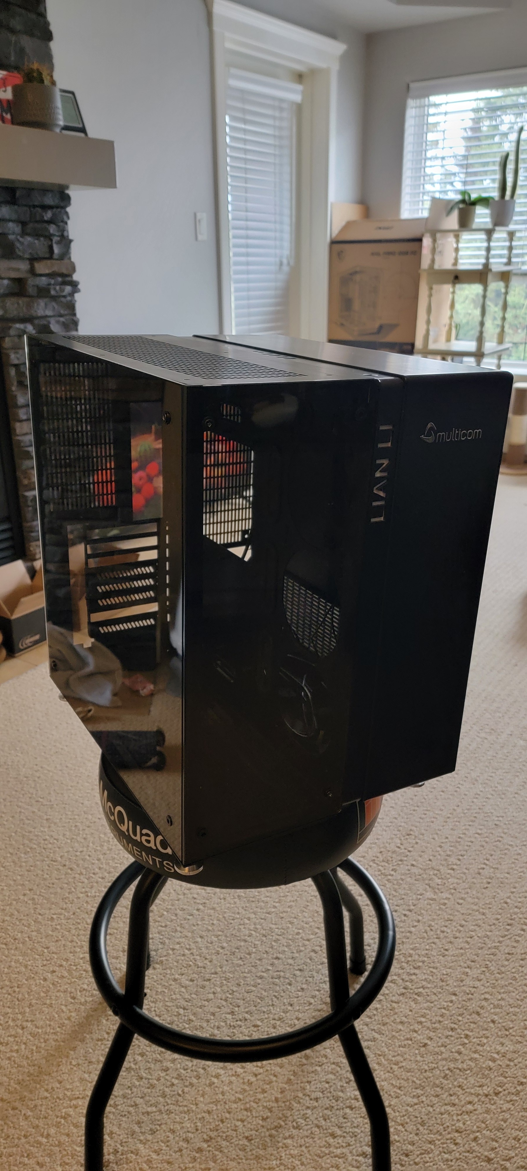 Lian Li PC-O9 Full Tower Dual Chamber PC Case