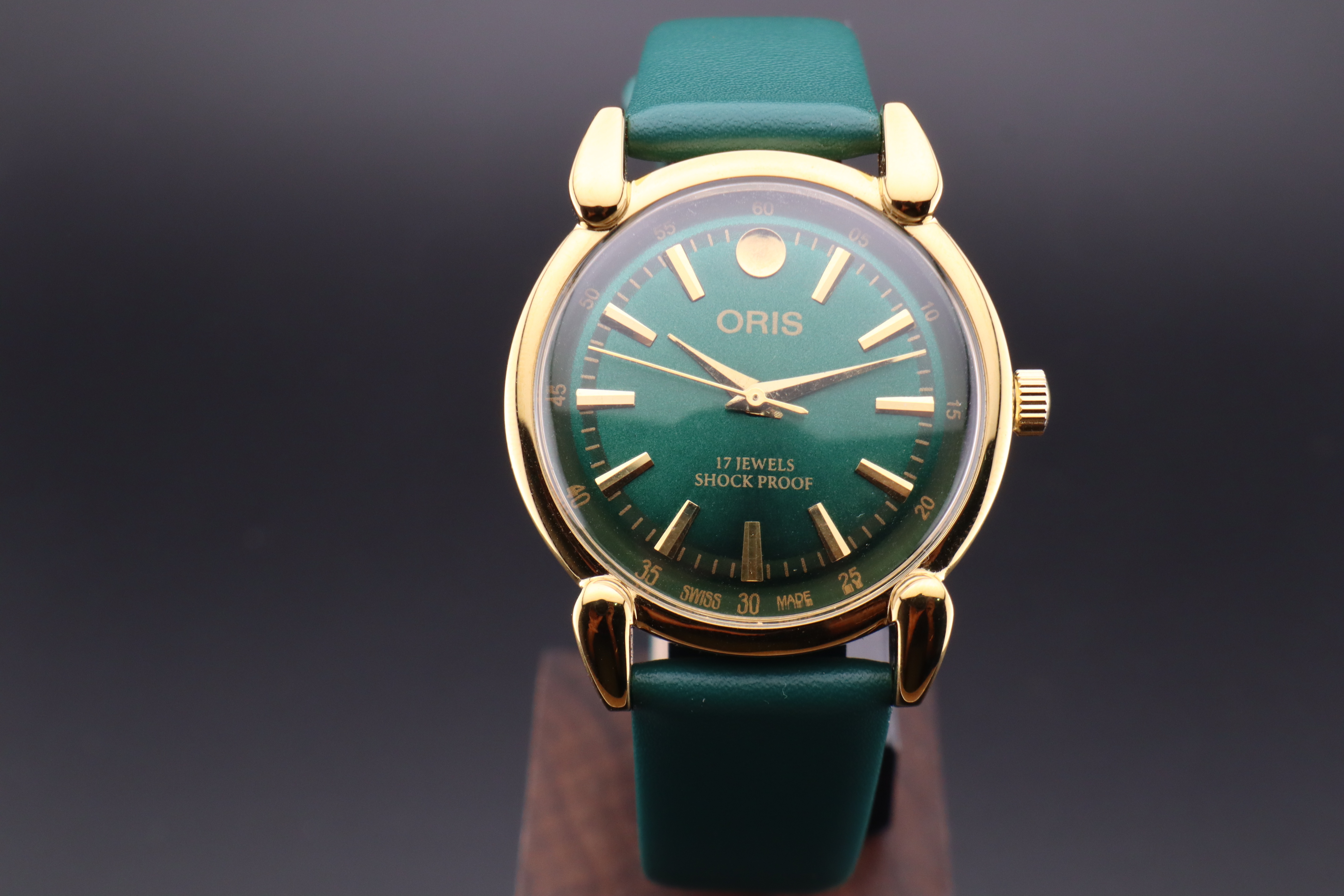 Vintage Oris Swiss ST-96 Hand Wind Mechanical Men's Watch - photo 3
