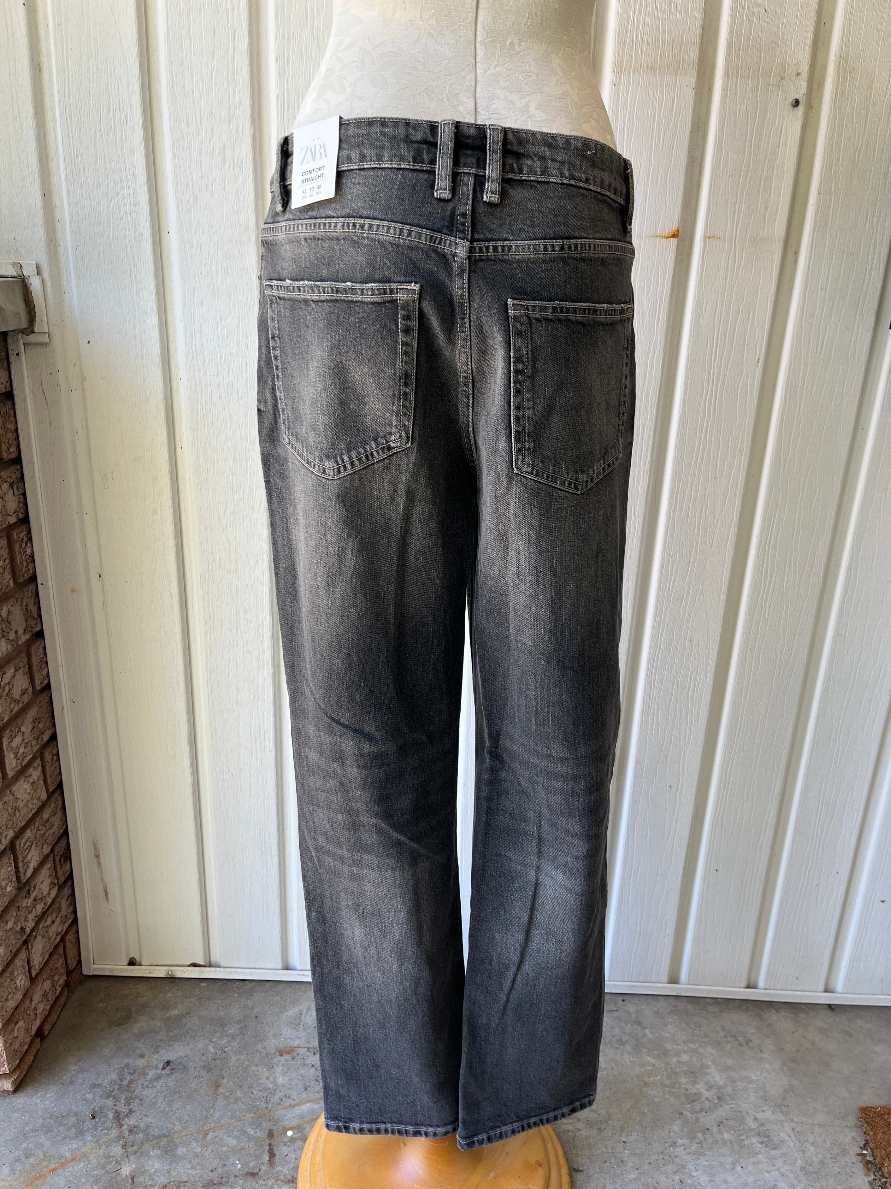 Zara Comfort Straight Jeans - Grey - Size 42 EUR / 10 US - photo 2