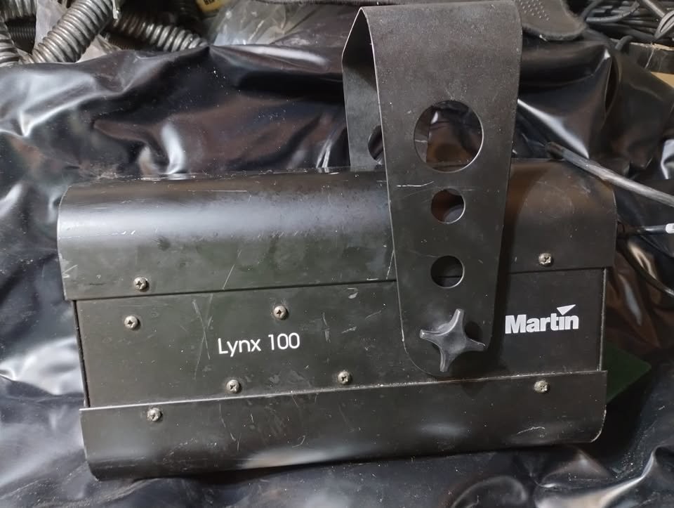 Martin Professional  Lynx 100 US  Light Effects Spotlight - photo 3
