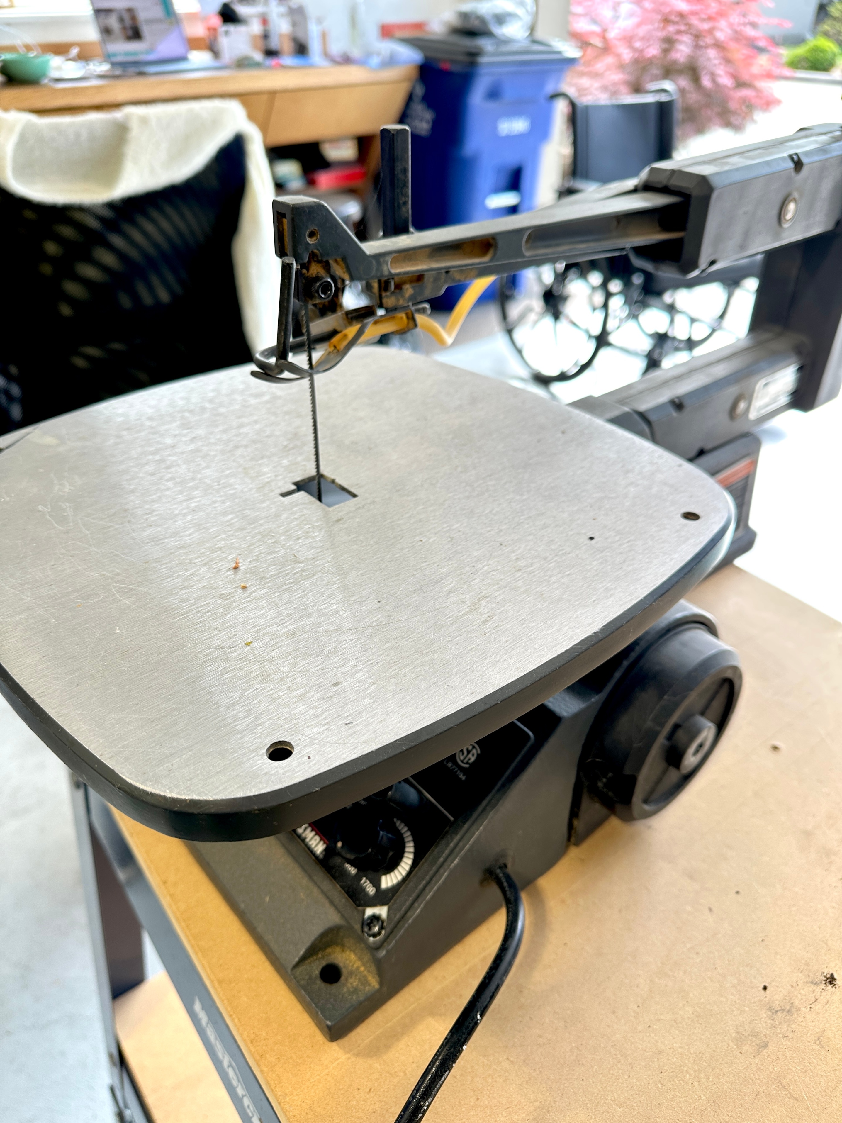 Craftsman 16" Variable Speed Scroll Saw - photo 2