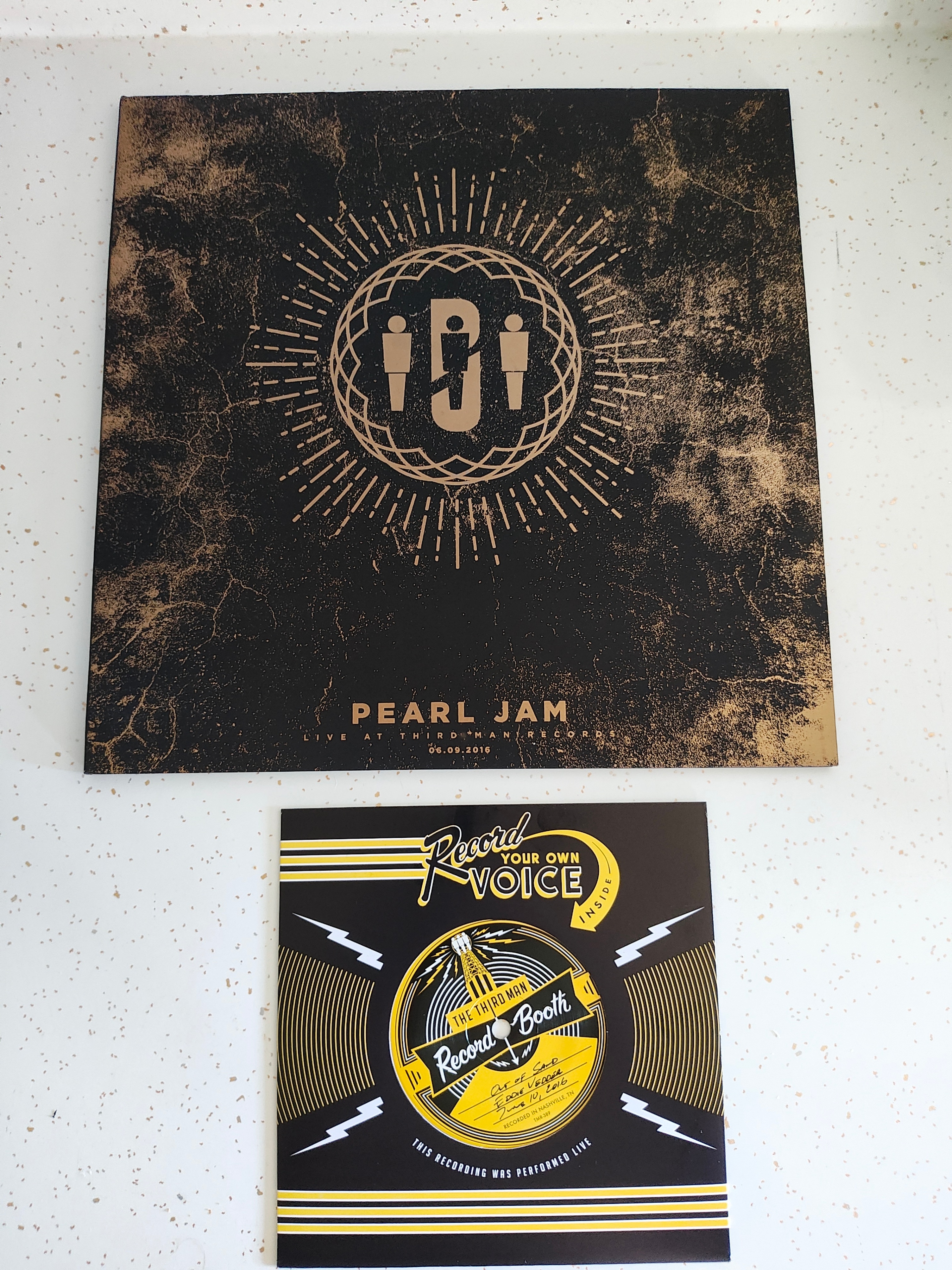Pearl Jam - Live At Third Man Records (incldes) Eddie Vedder 7"