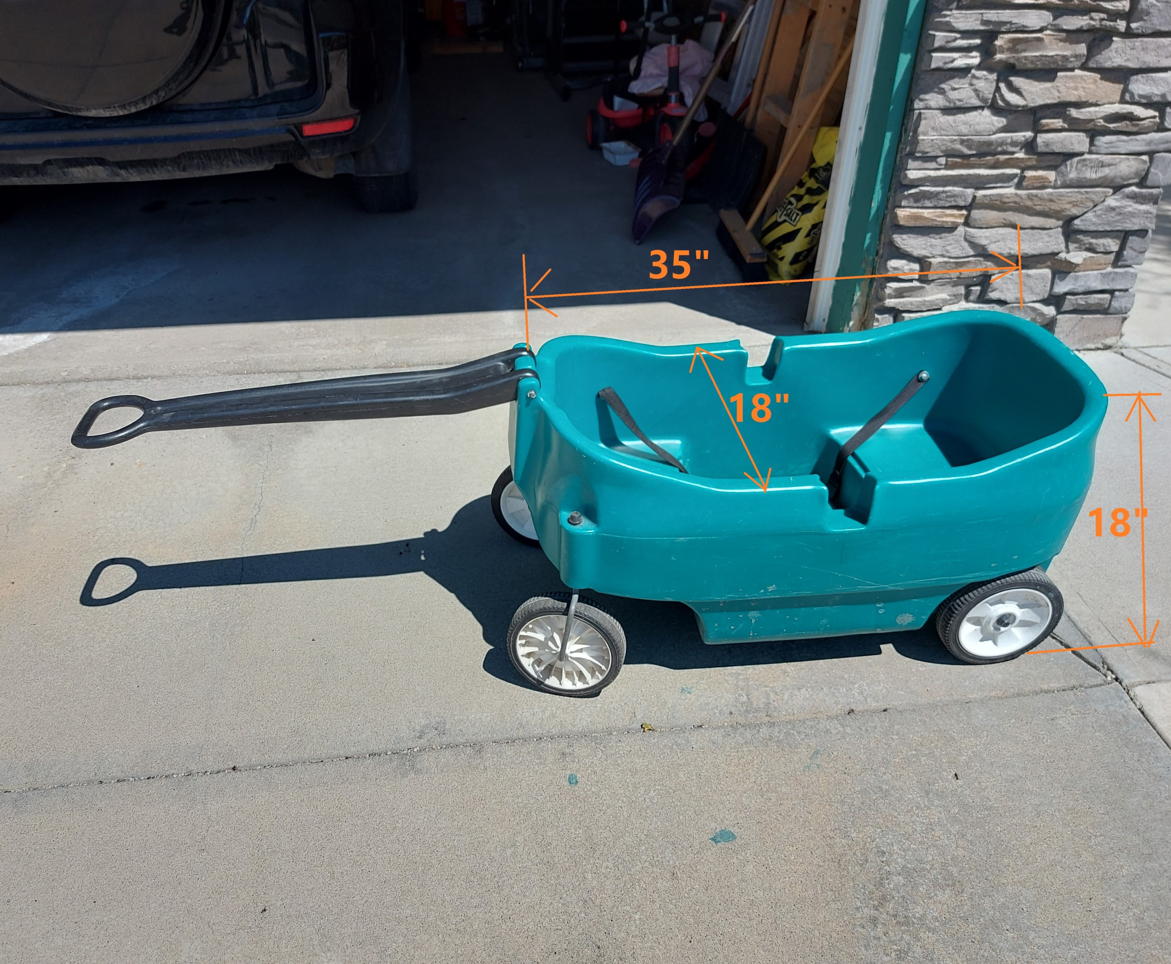 Baby’s wagon with good condition