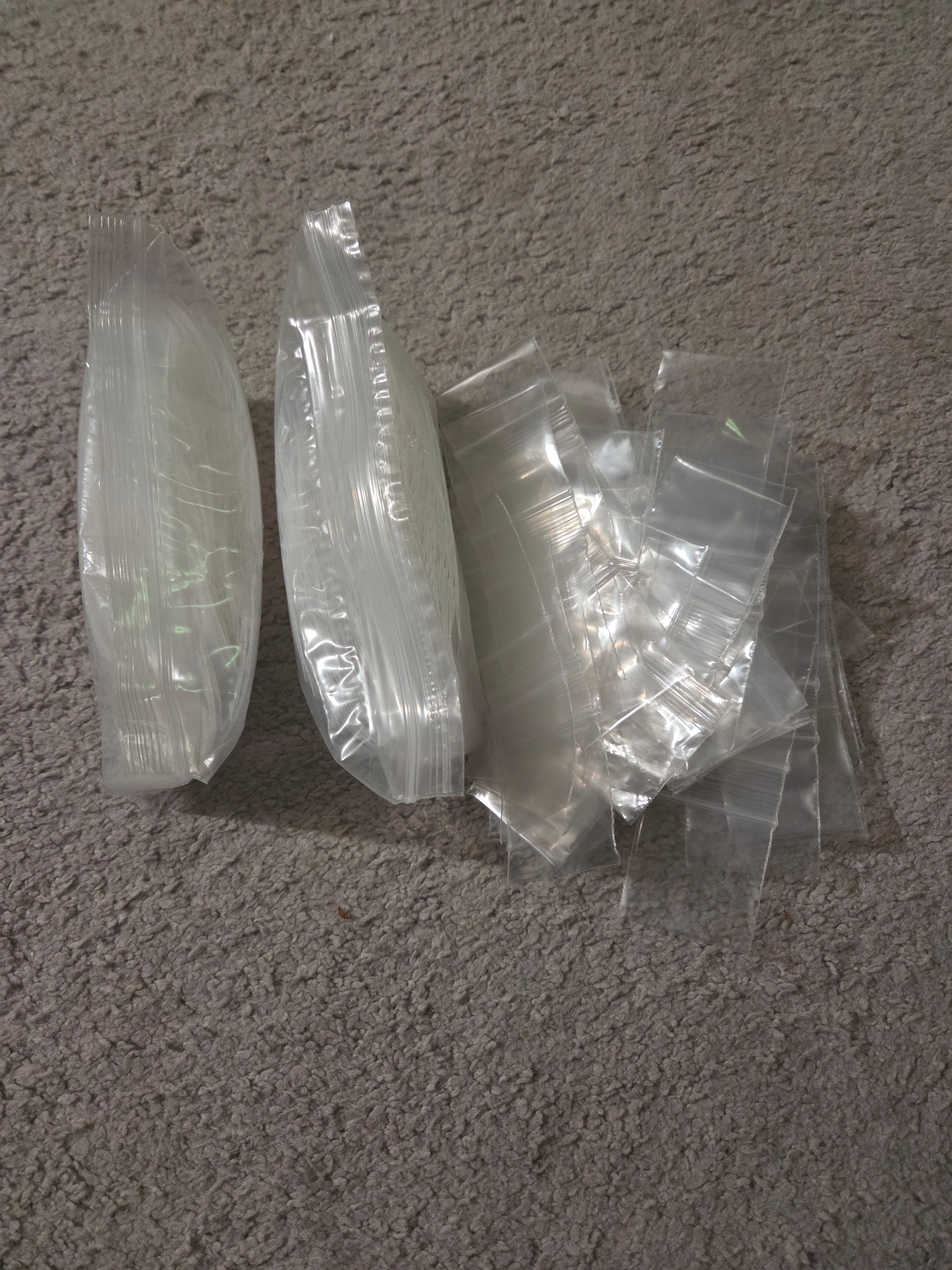 NEW 100s of 1.5" baggies