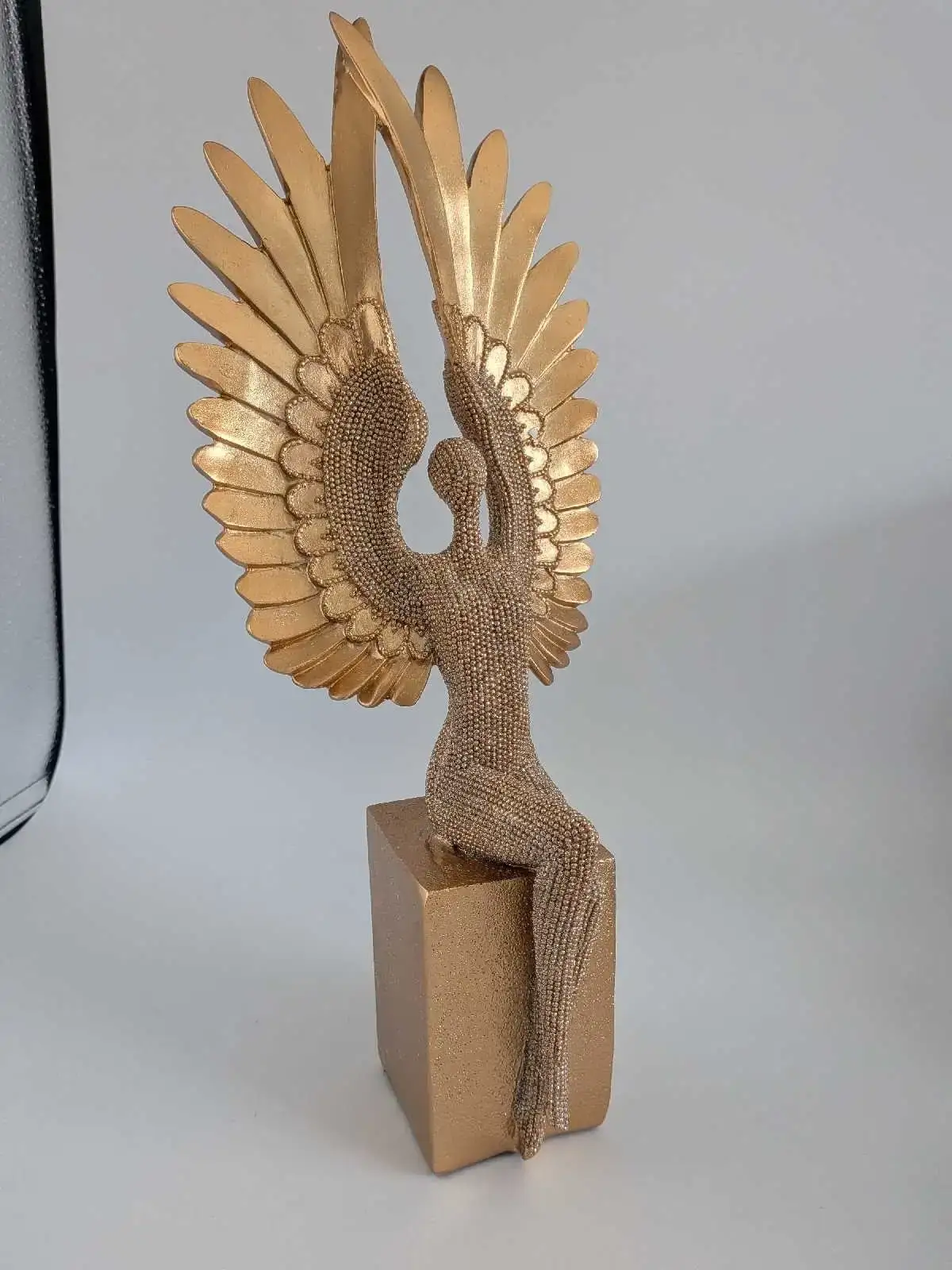 Mottahoom Winged Figure - photo 5