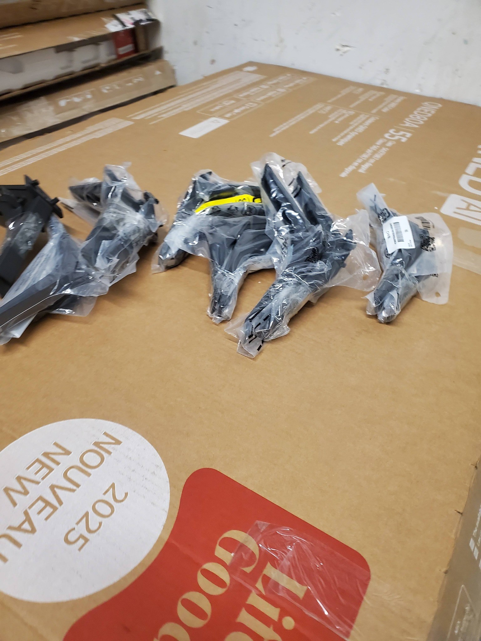 20 PCs TV LOT – FOR PARTS ONLY! - photo 3