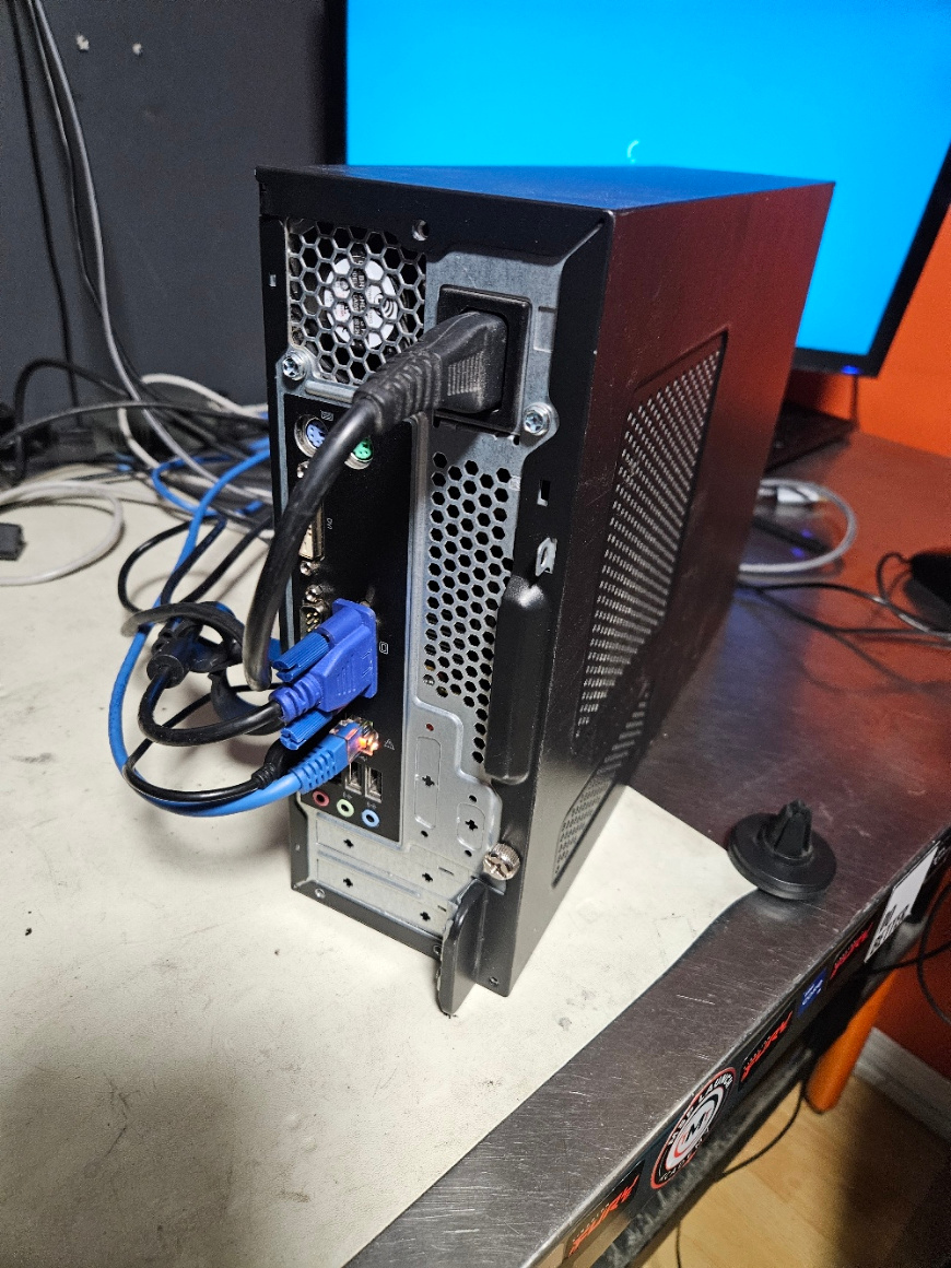 Acer Veriton SFF Desktop — Intel i3-2130 | 4GB RAM | Win 10 Pro - photo 3