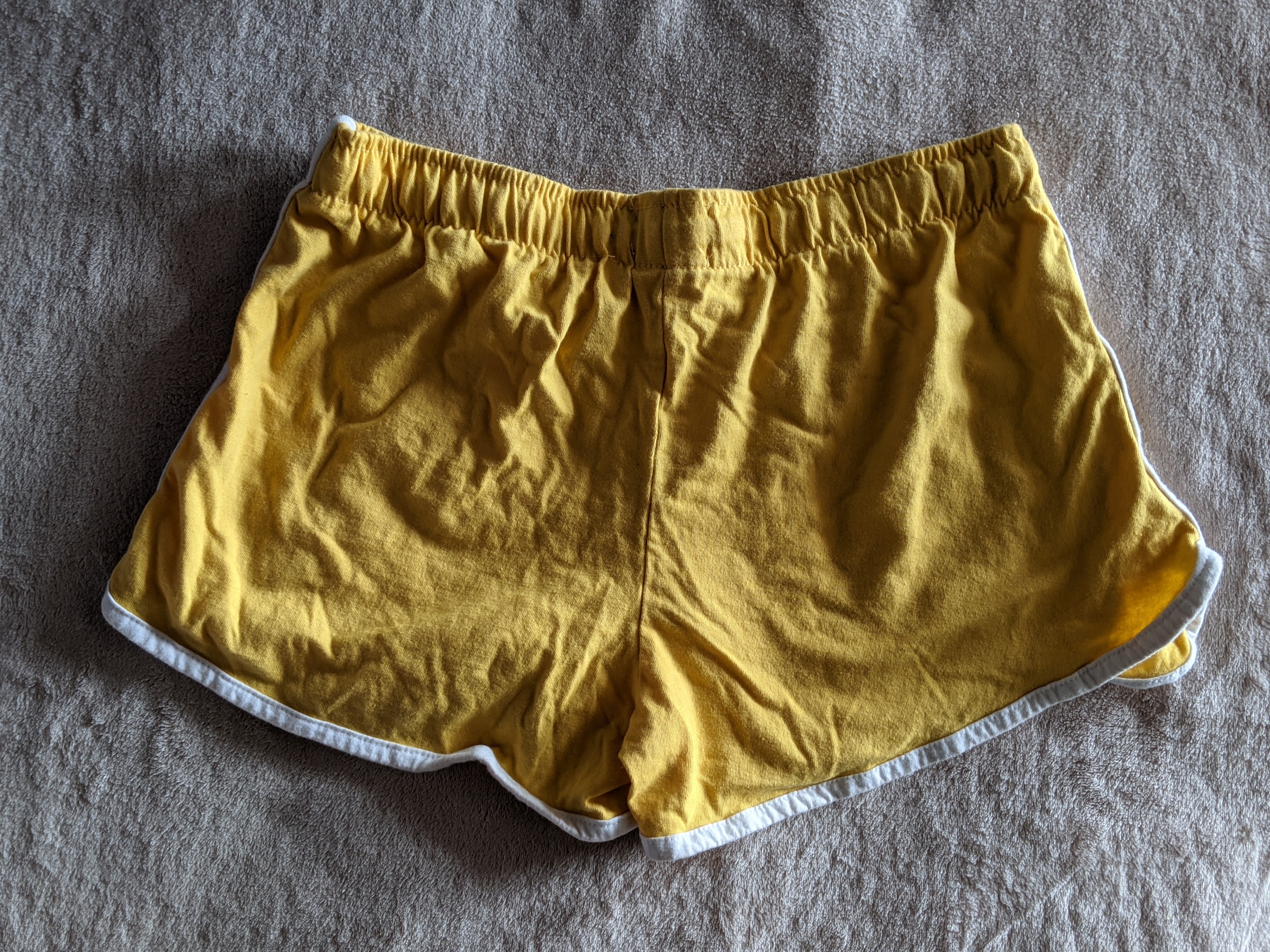 SWS Active yellow dolphin shorts - photo 2