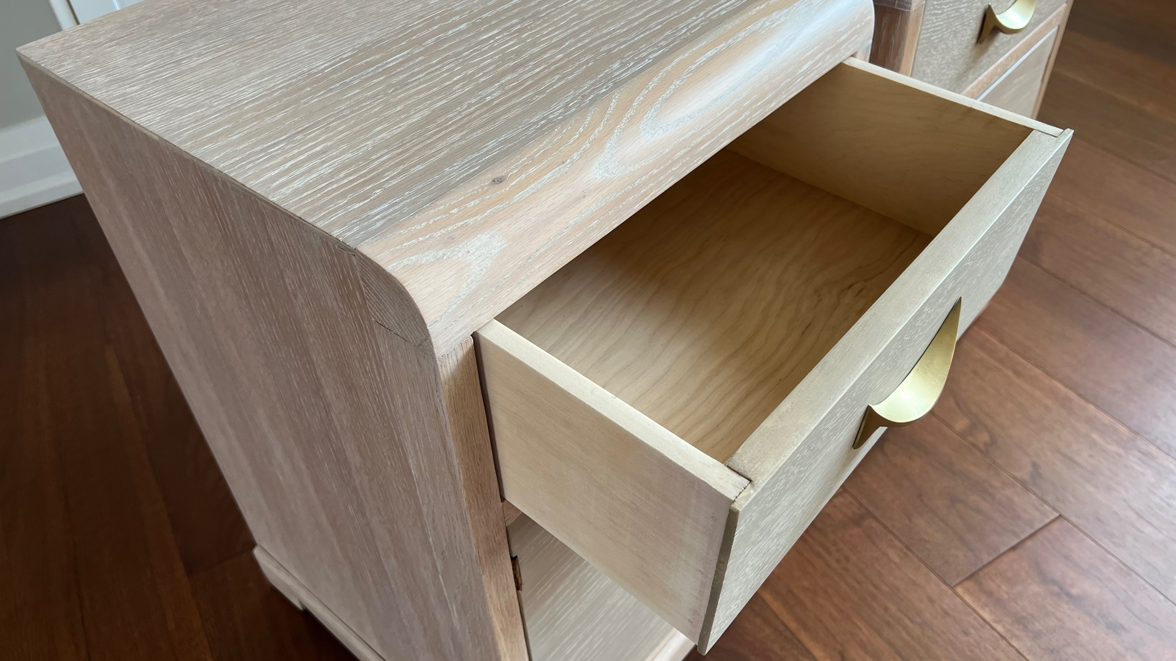 Vintage Oak Nightstands - photo 4