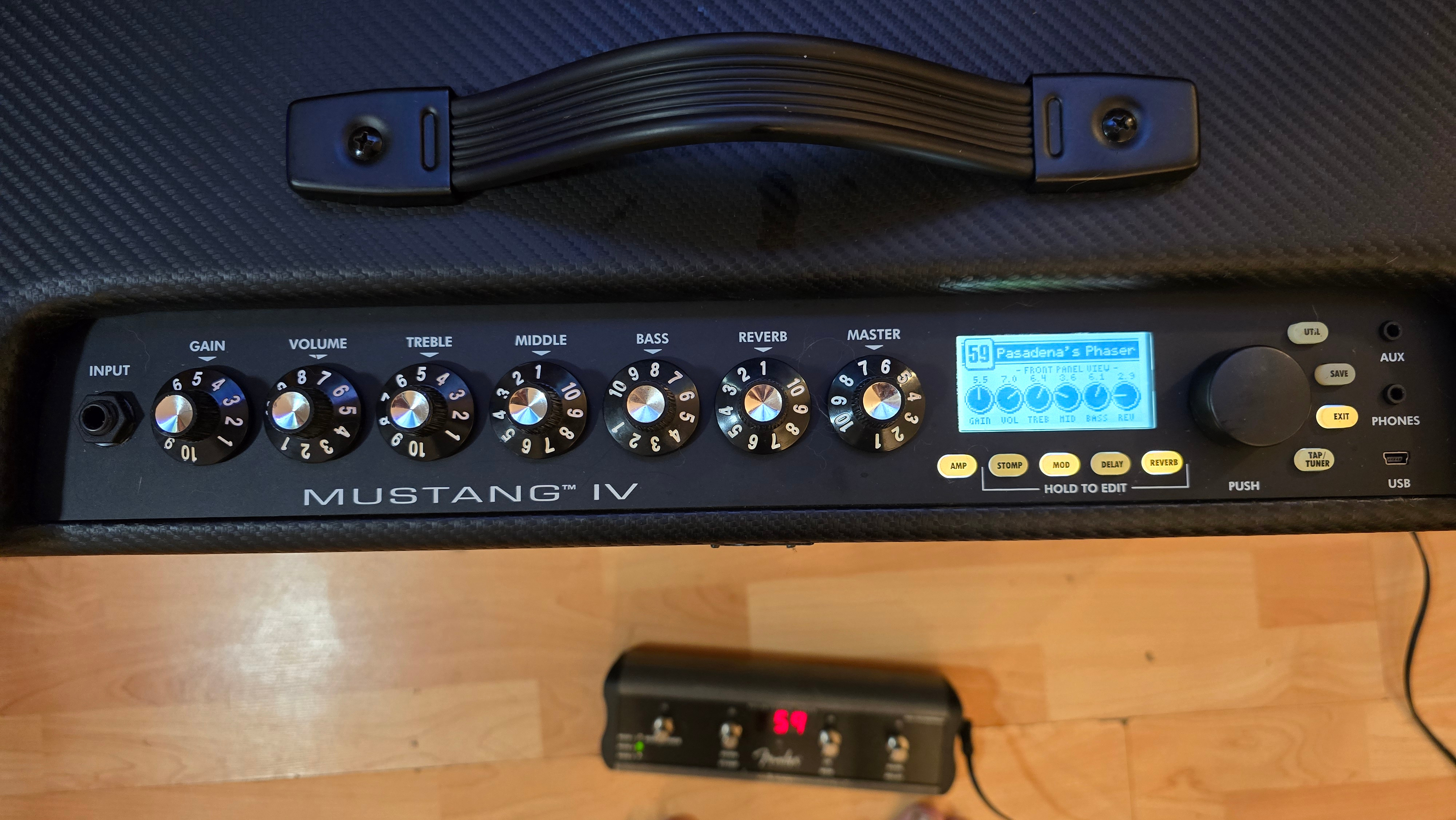 Fender Mustang IV Guitar Amplifier - photo 2