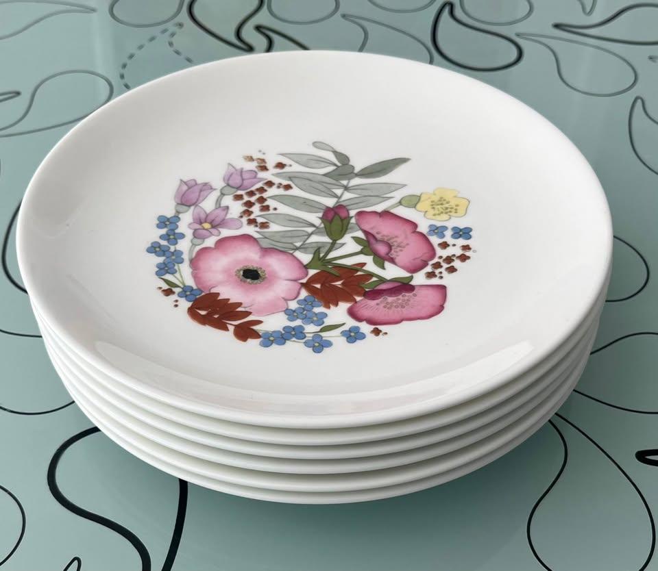 Wedgwood Meadow Sweet Bone Collection - photo 4