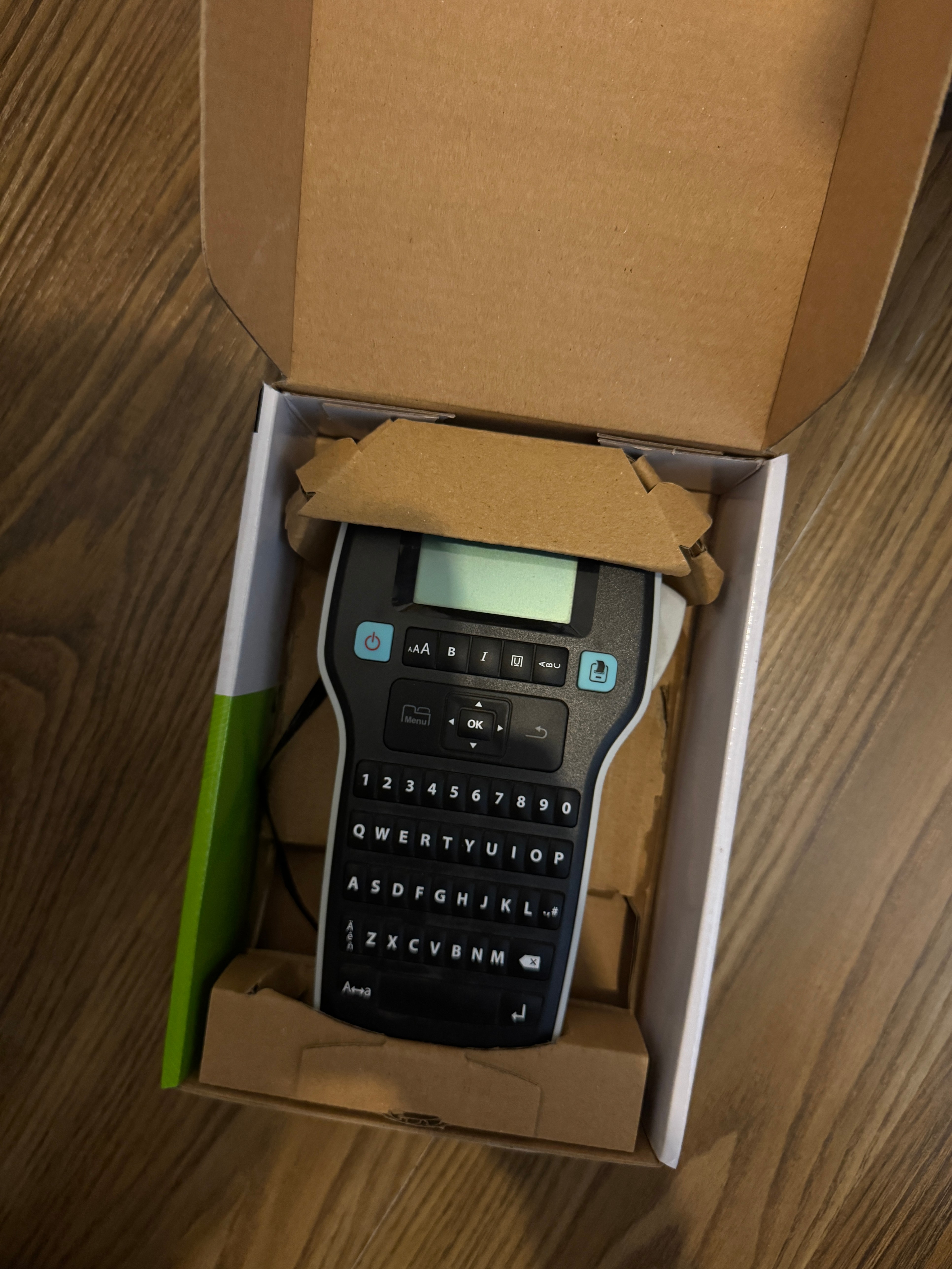 DYMO LabelManager 160 Portable Label Maker - photo 2