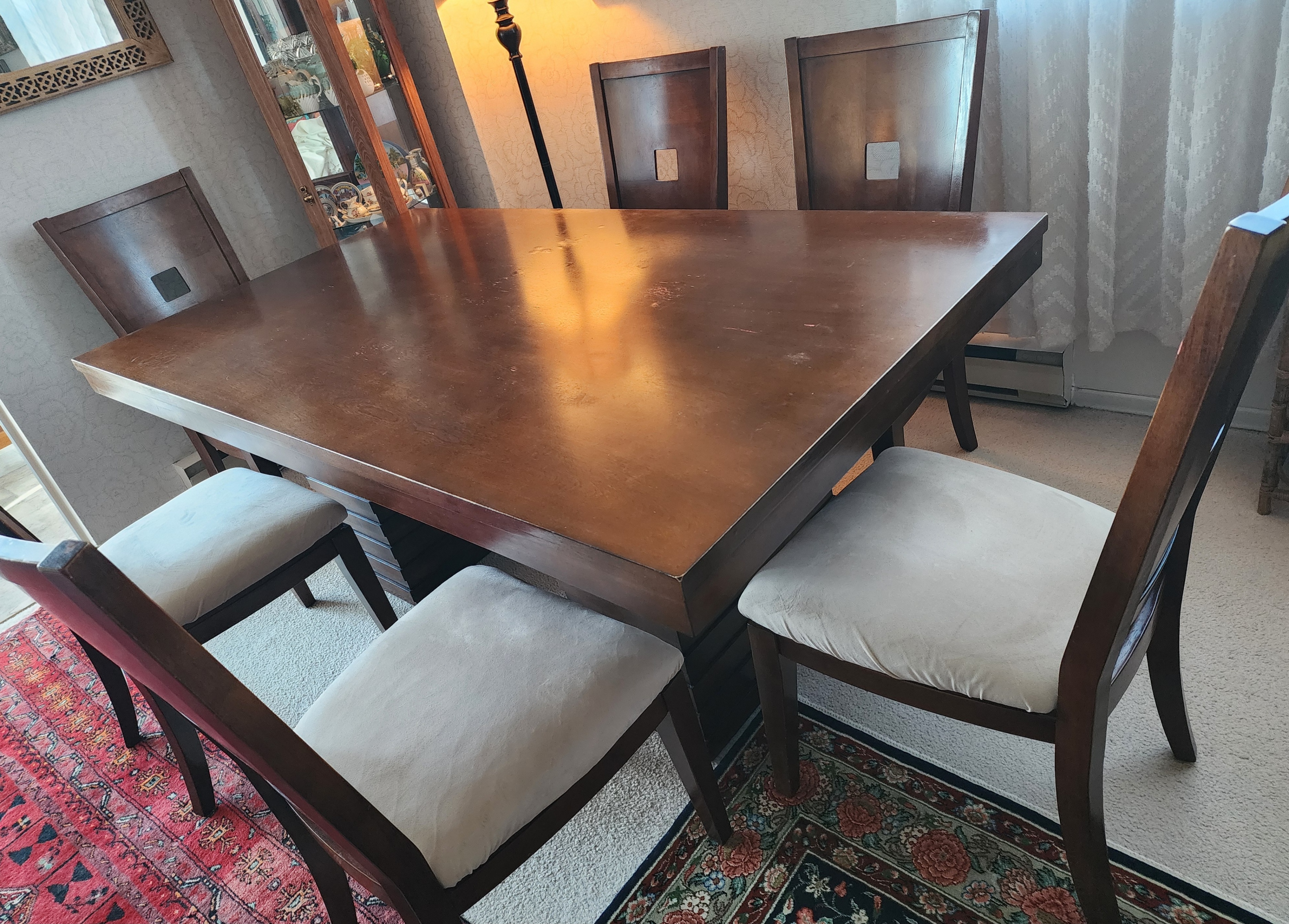Elegant 6‐Chair Solid Wood Dining Set