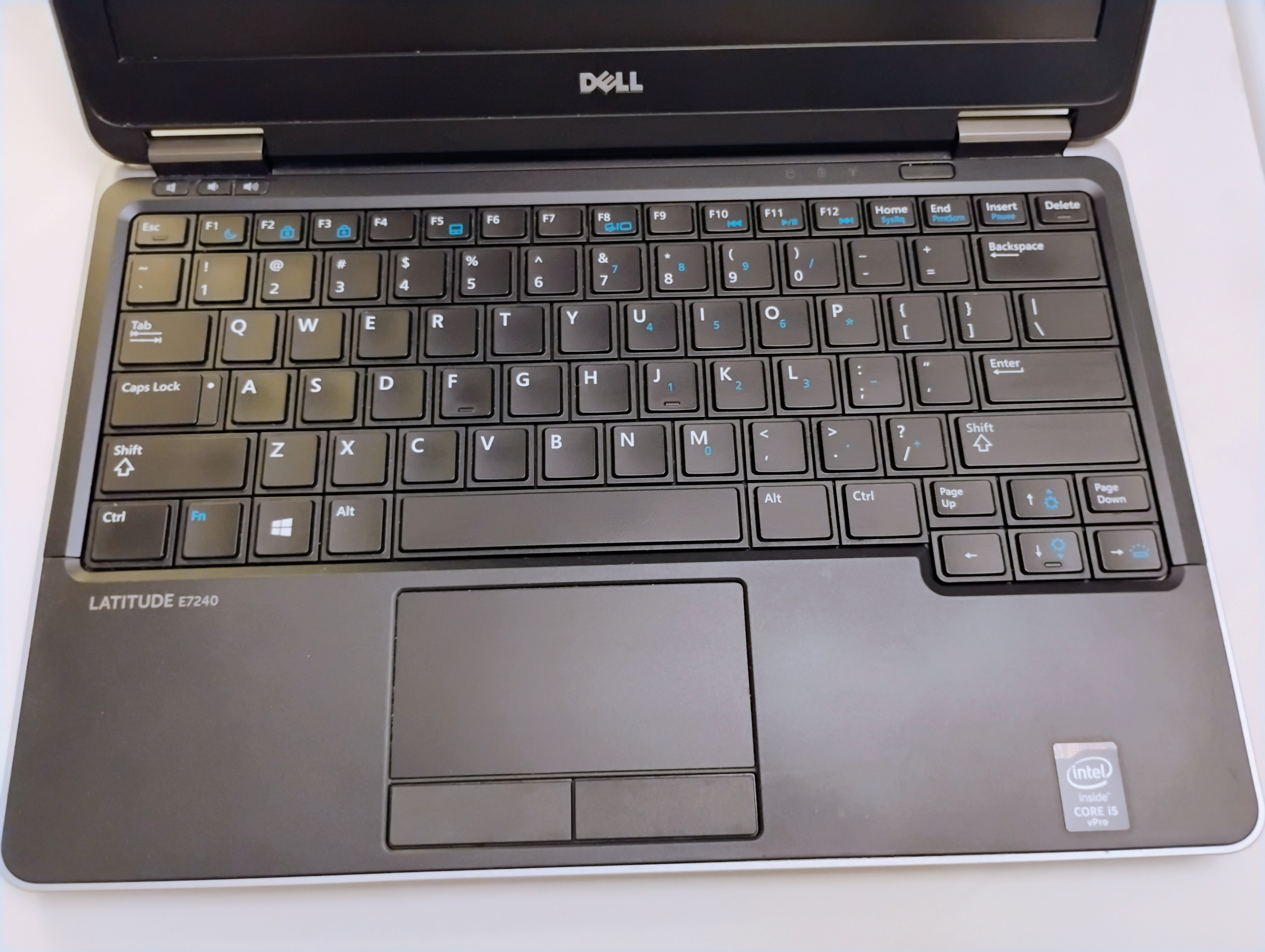Dell Latitude E7240 laptop - photo 2