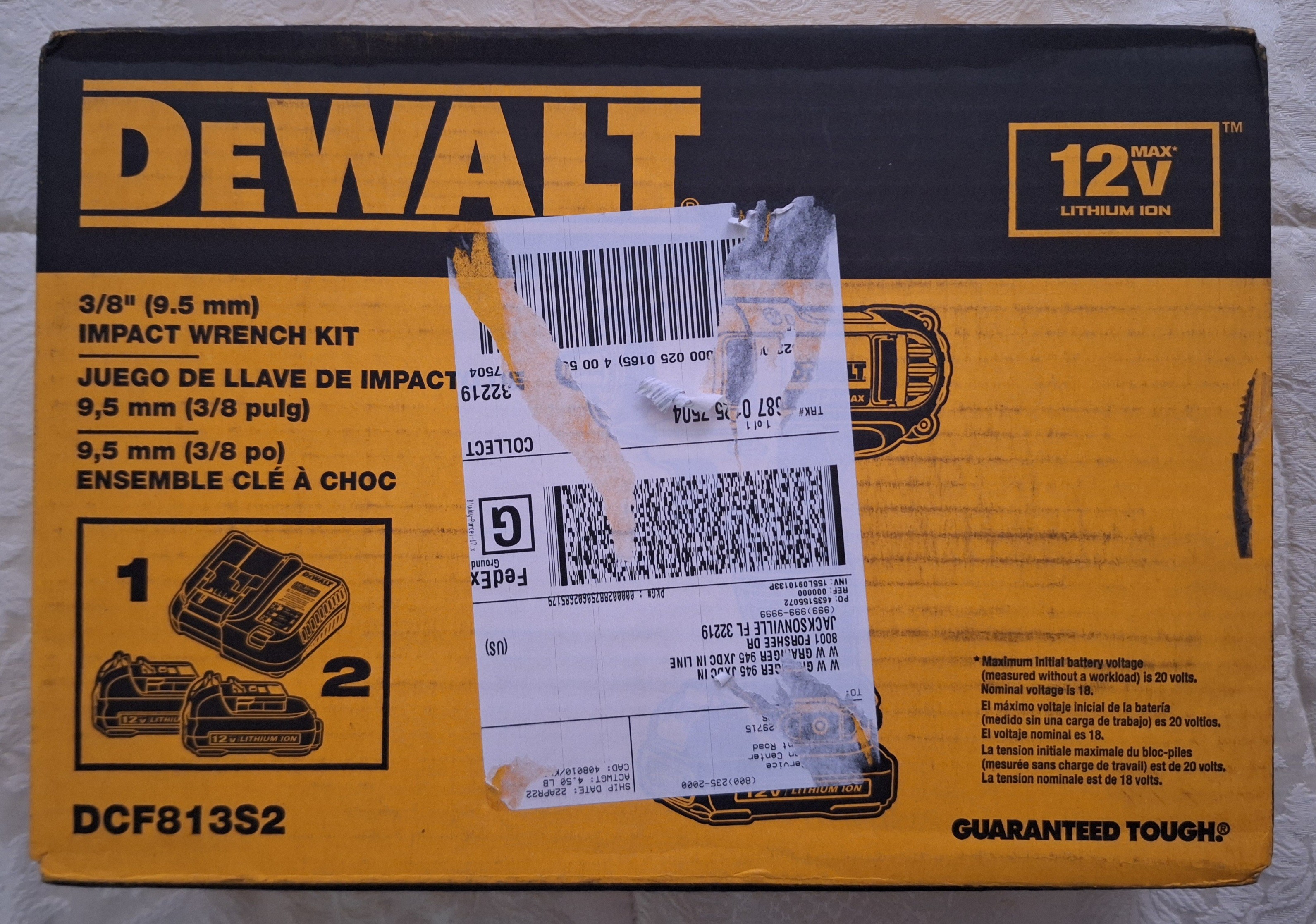 DEWALT 12V Max 3/8" Cordless Impact Wrench Kit 2 Batts - photo 3