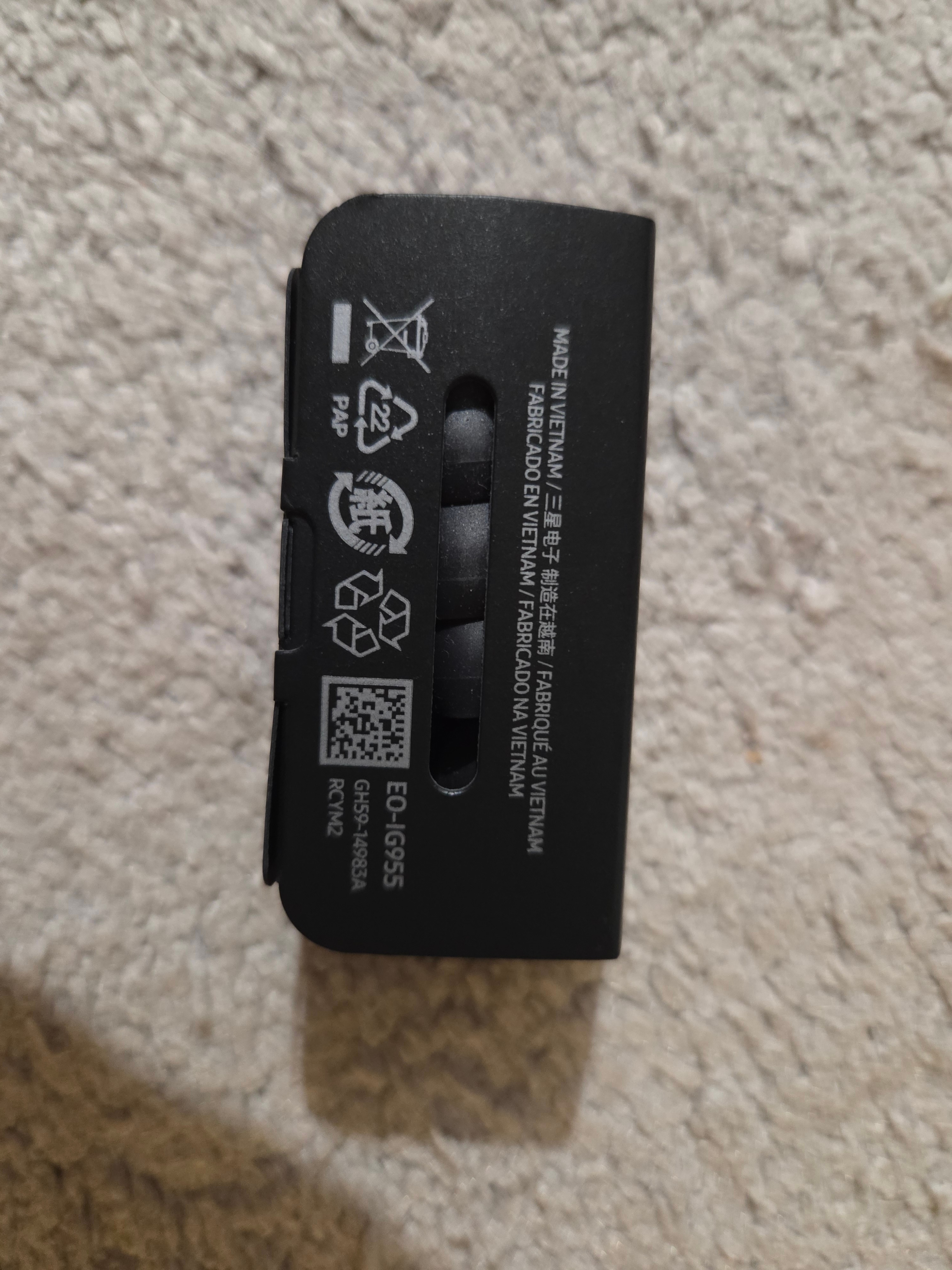 NEW Samsung AKG EO-IG955 3.5mm Wired Earbuds, Microphone+Remote - photo 2