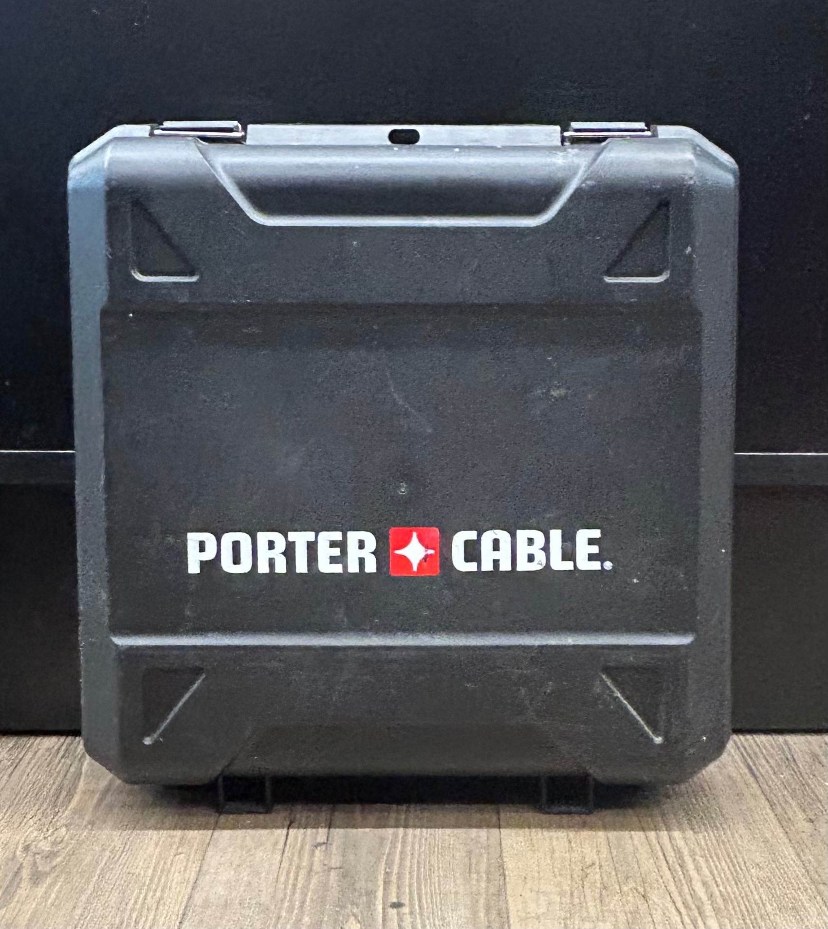 Porter Cable 15 Gauge 2-1/2" Finishing Nailer