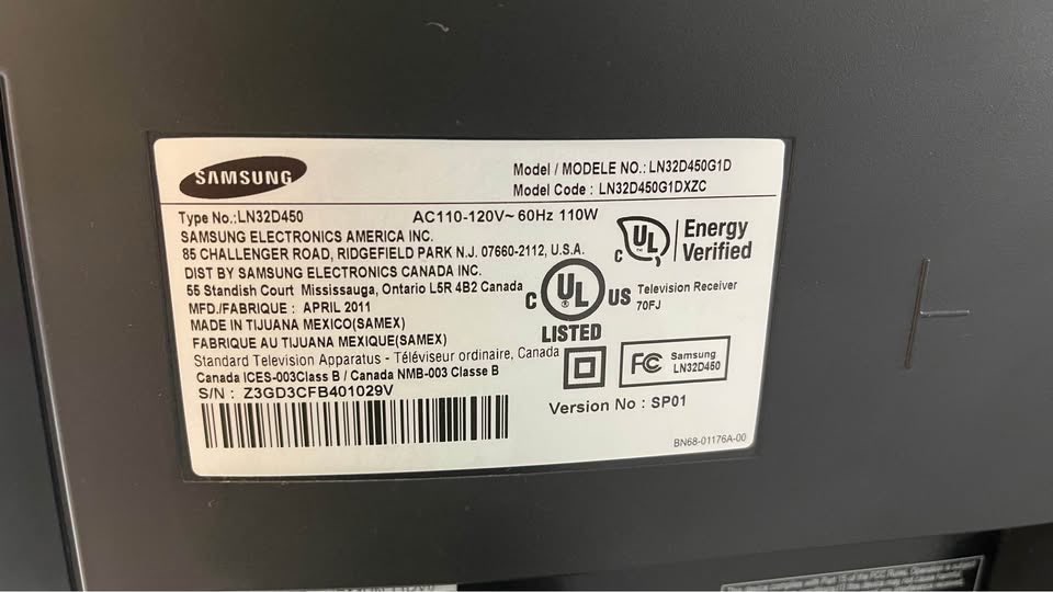 Samsung 32” LCD TV 720p - photo 2